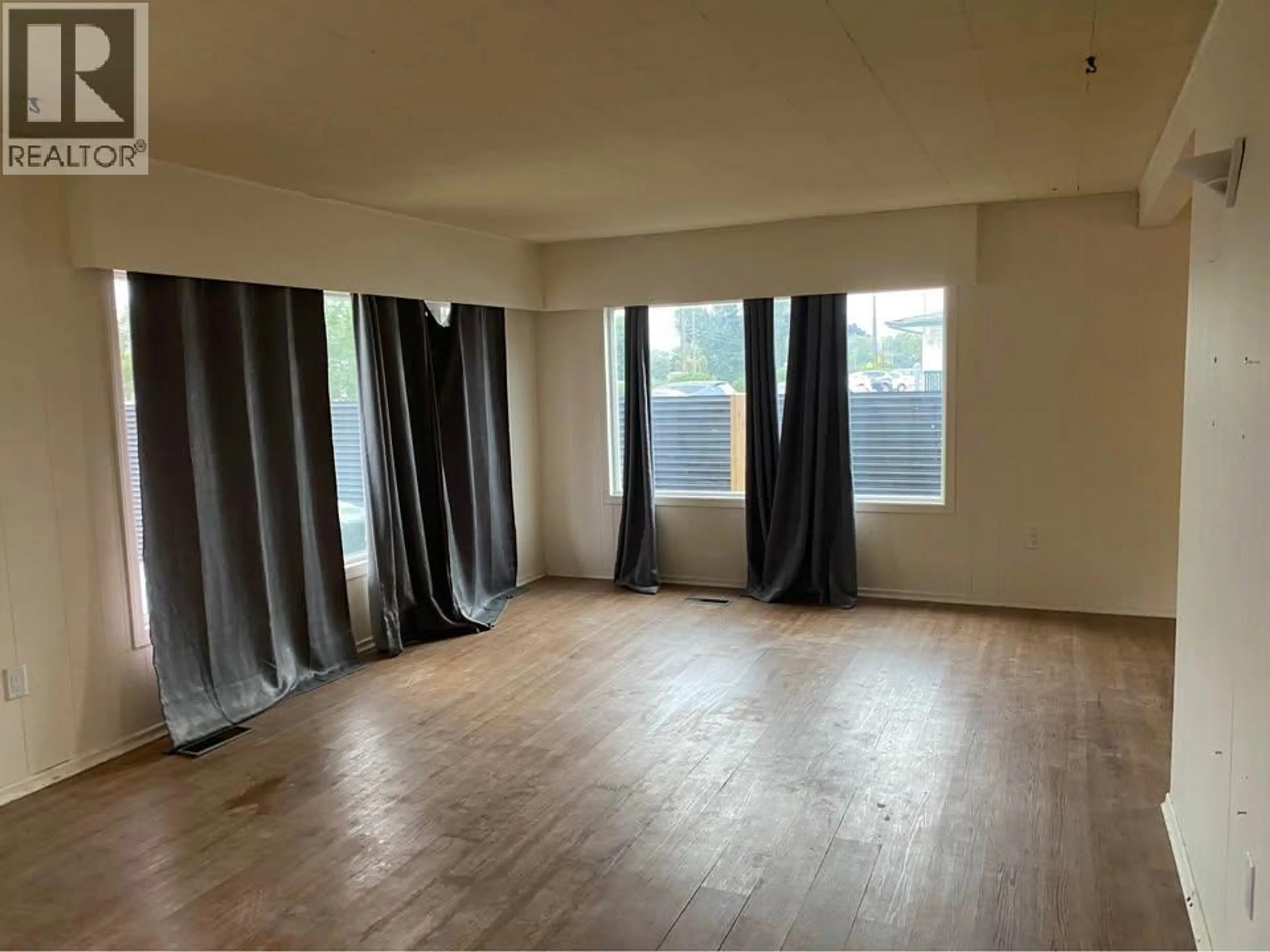 Property at 470 SNOWSELL STREET N, Kelowna, BC