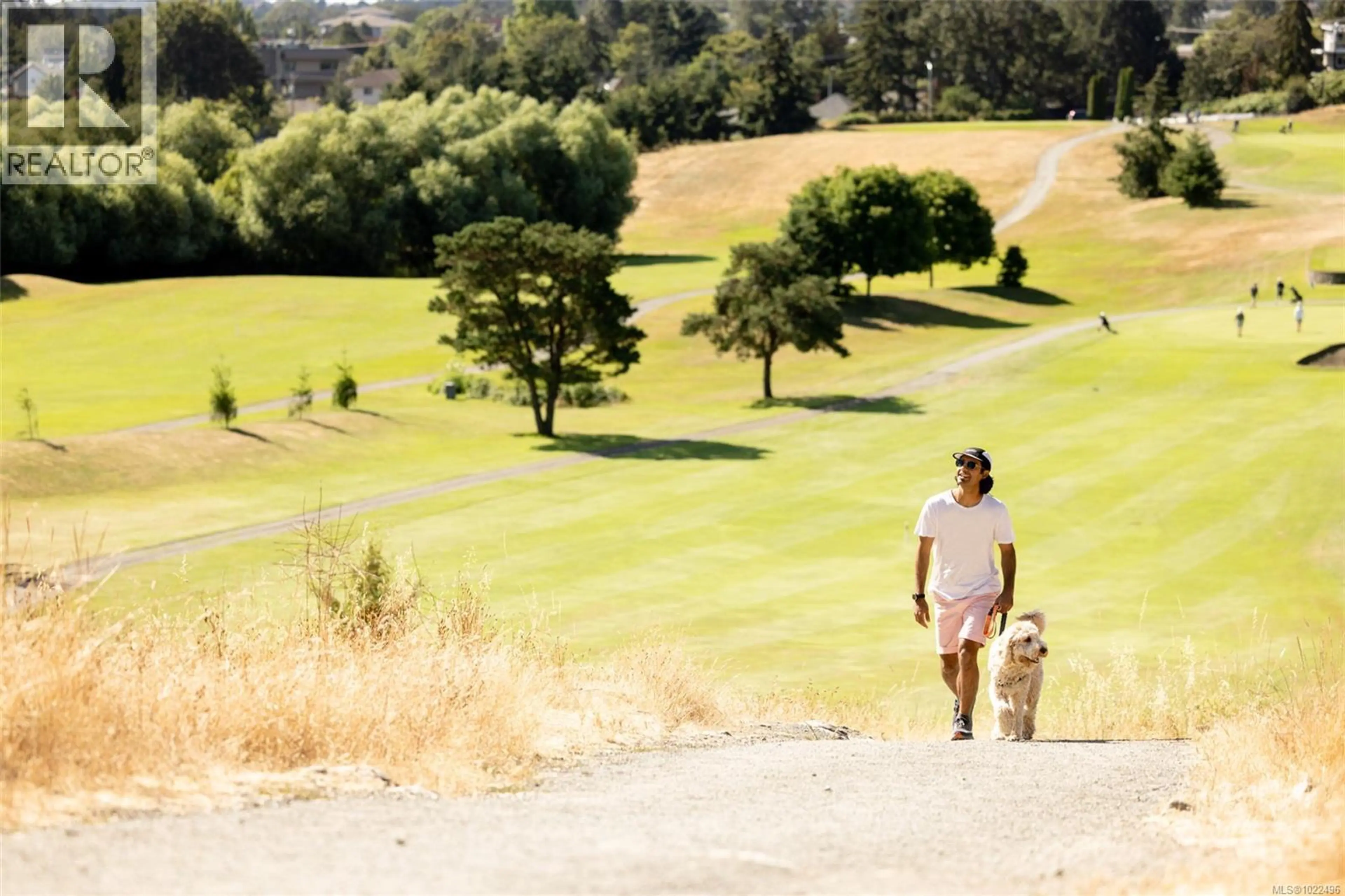 Property at #110 3226 SHELBOURNE ST, Saanich, BC