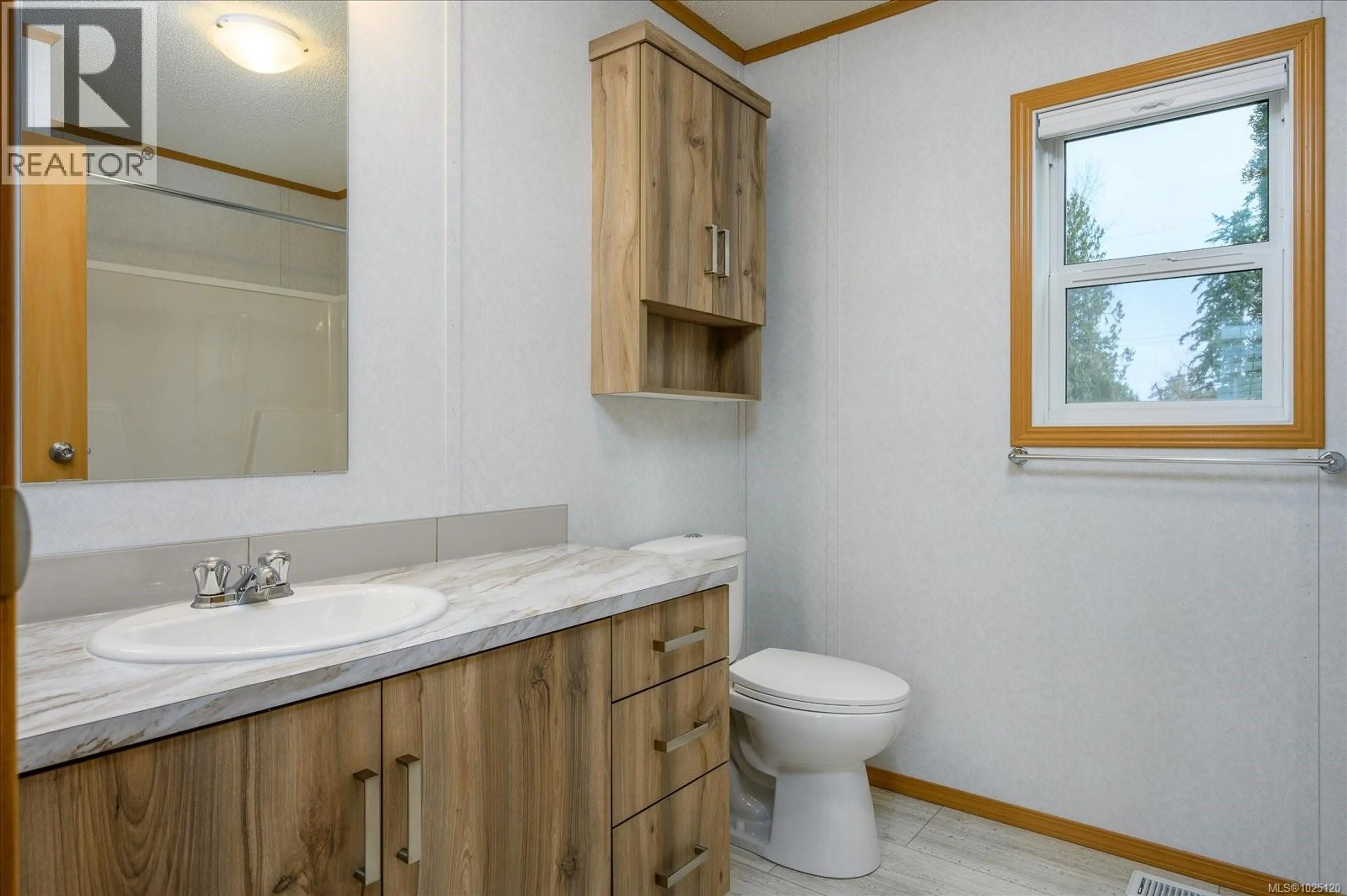 Property at #21 6820 PARKLANDS PL, Lantzville, BC