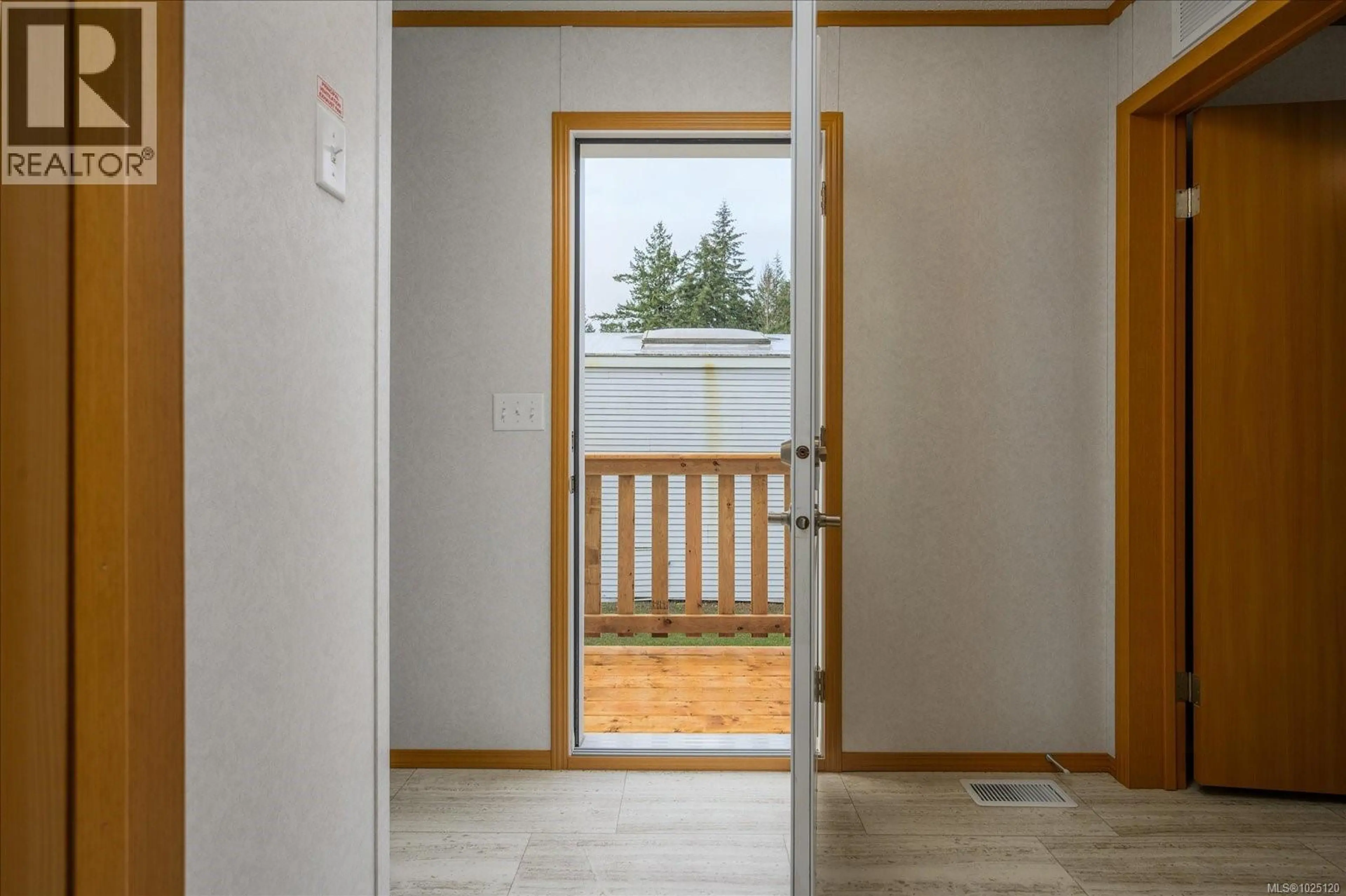 Property at #21 6820 PARKLANDS PL, Lantzville, BC