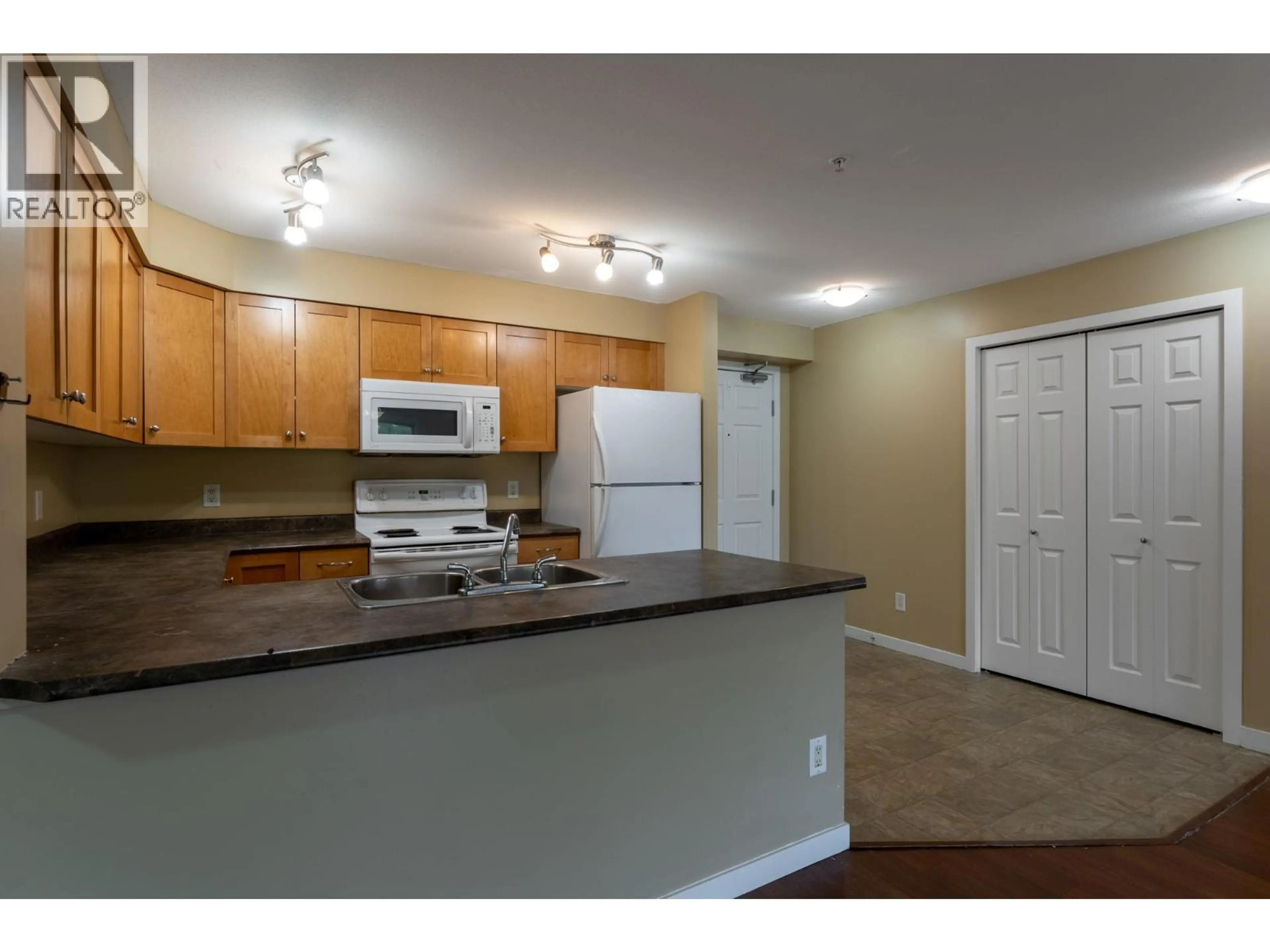 Property at #306 135 ZIPRICK ROAD, Kelowna, BC