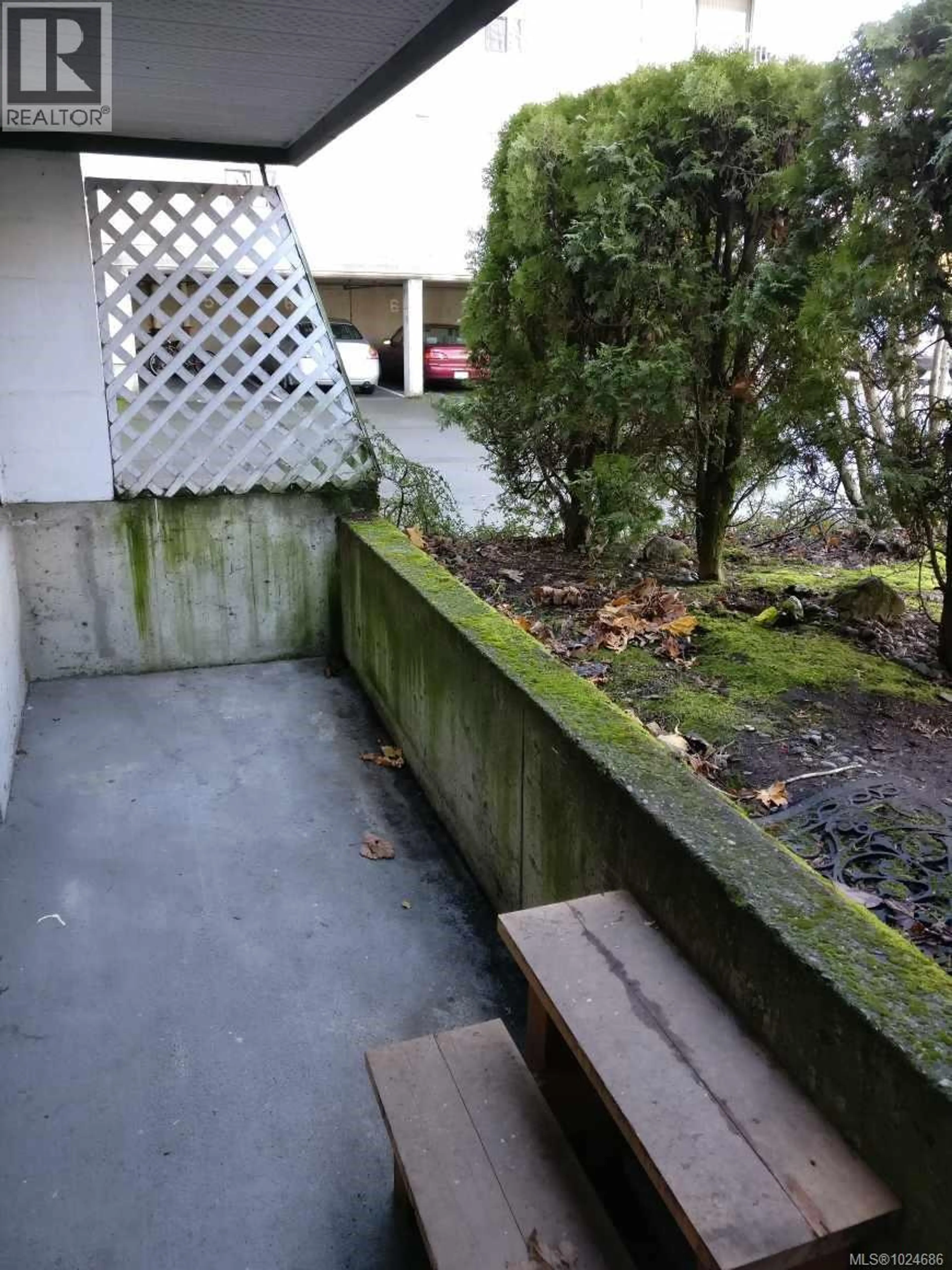 Property at #111 900 TOLMIE AVE, Victoria, BC