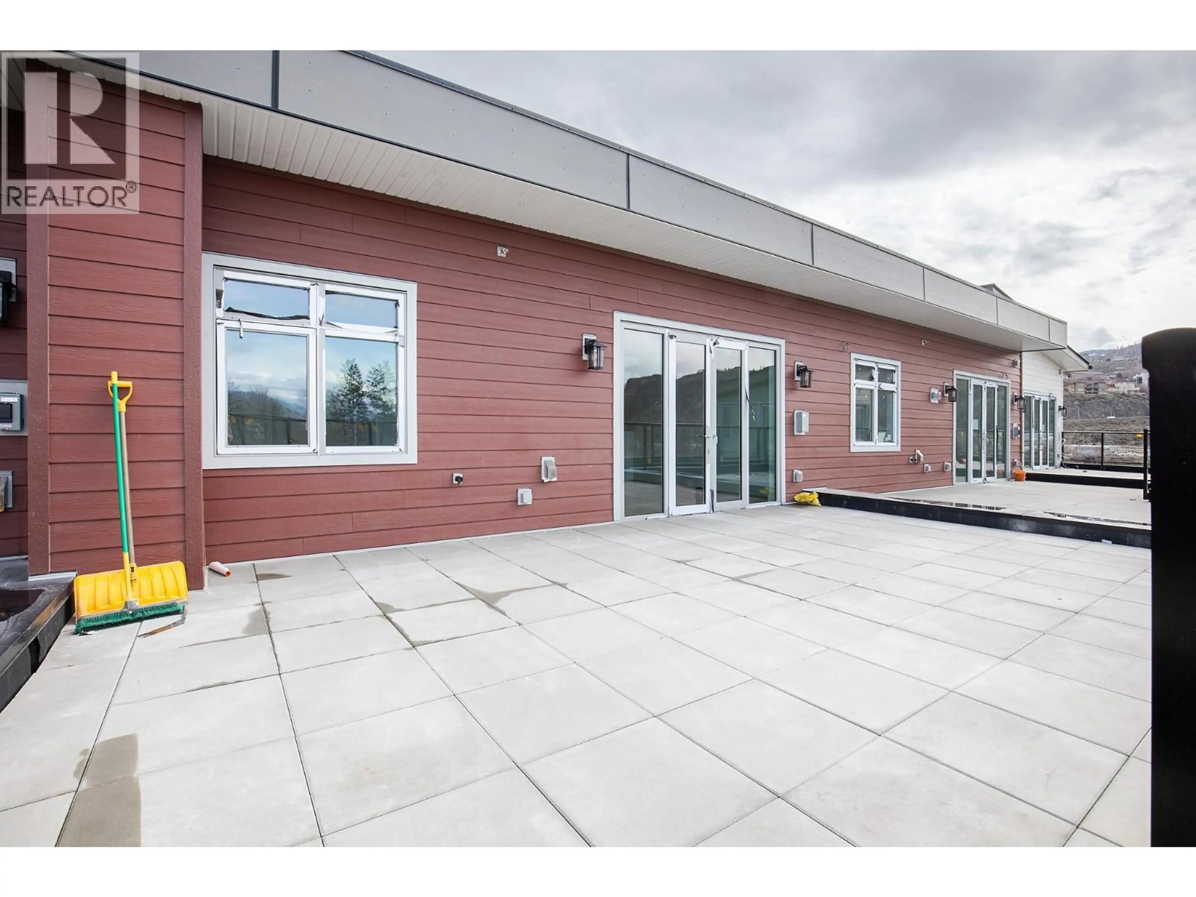 Property at #402 215 ROYAL AVENUE, Kamloops, BC