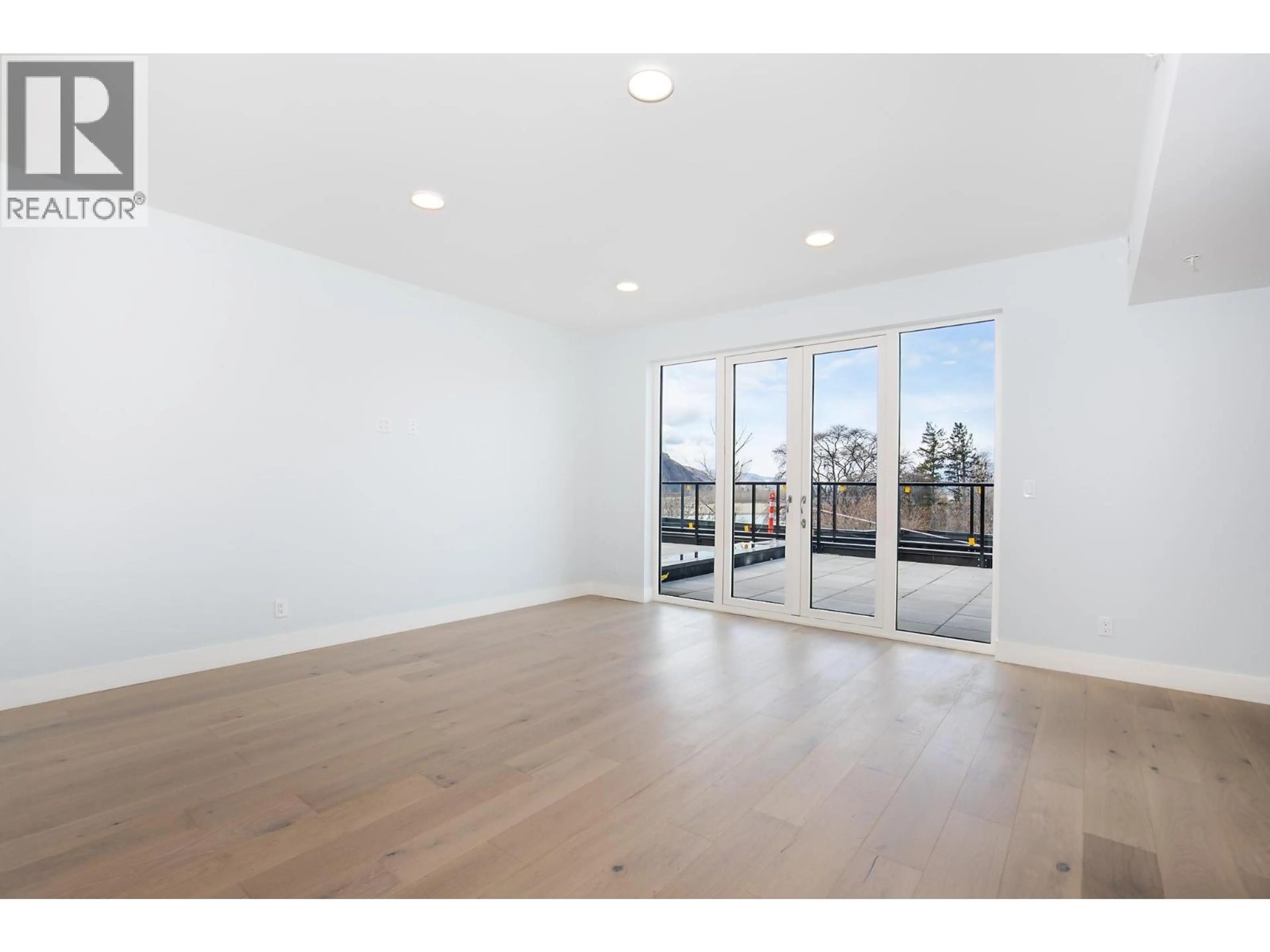 Property at #402 215 ROYAL AVENUE, Kamloops, BC