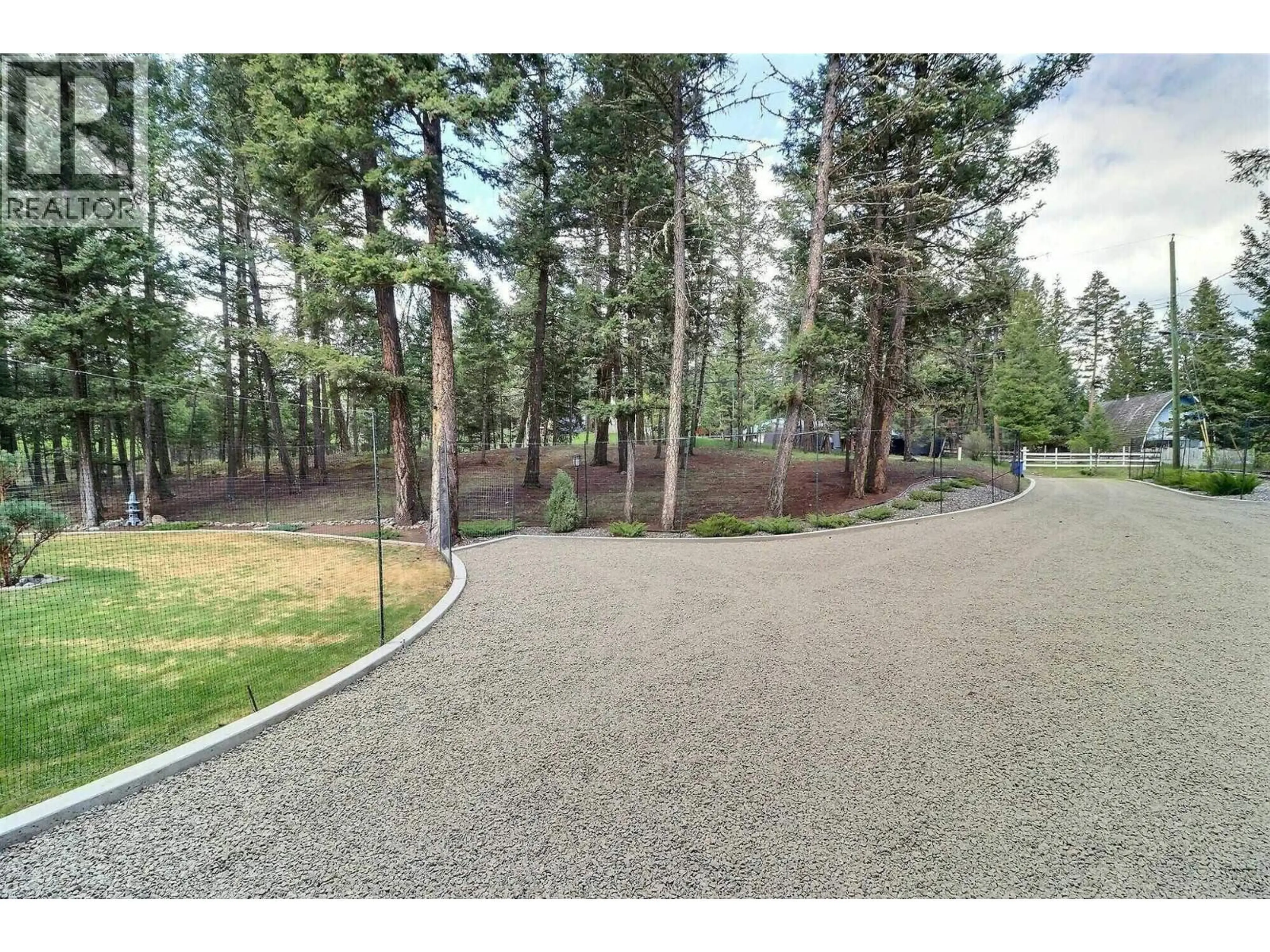 Property at 5042 GLOINNZUN DRIVE, 108 Mile Ranch, BC