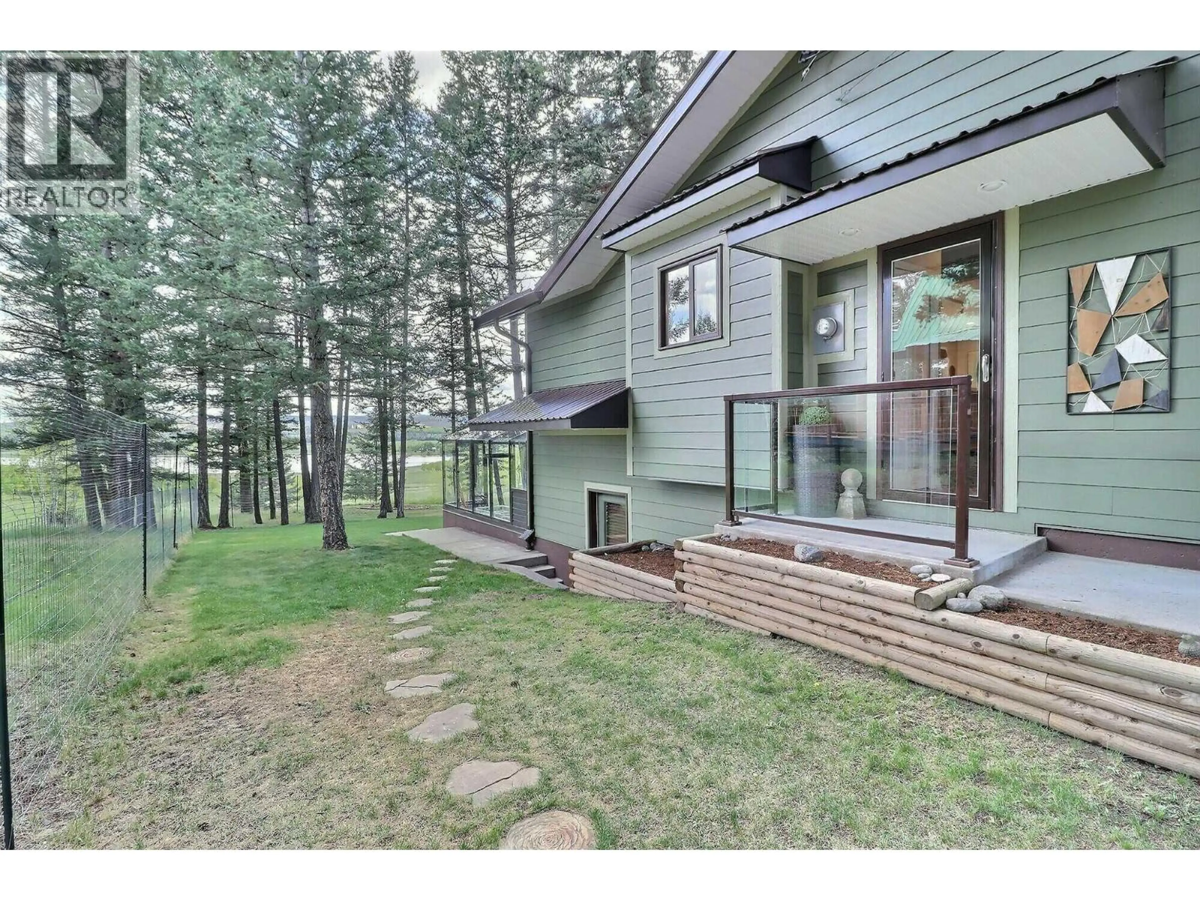 Property at 5042 GLOINNZUN DRIVE, 108 Mile Ranch, BC