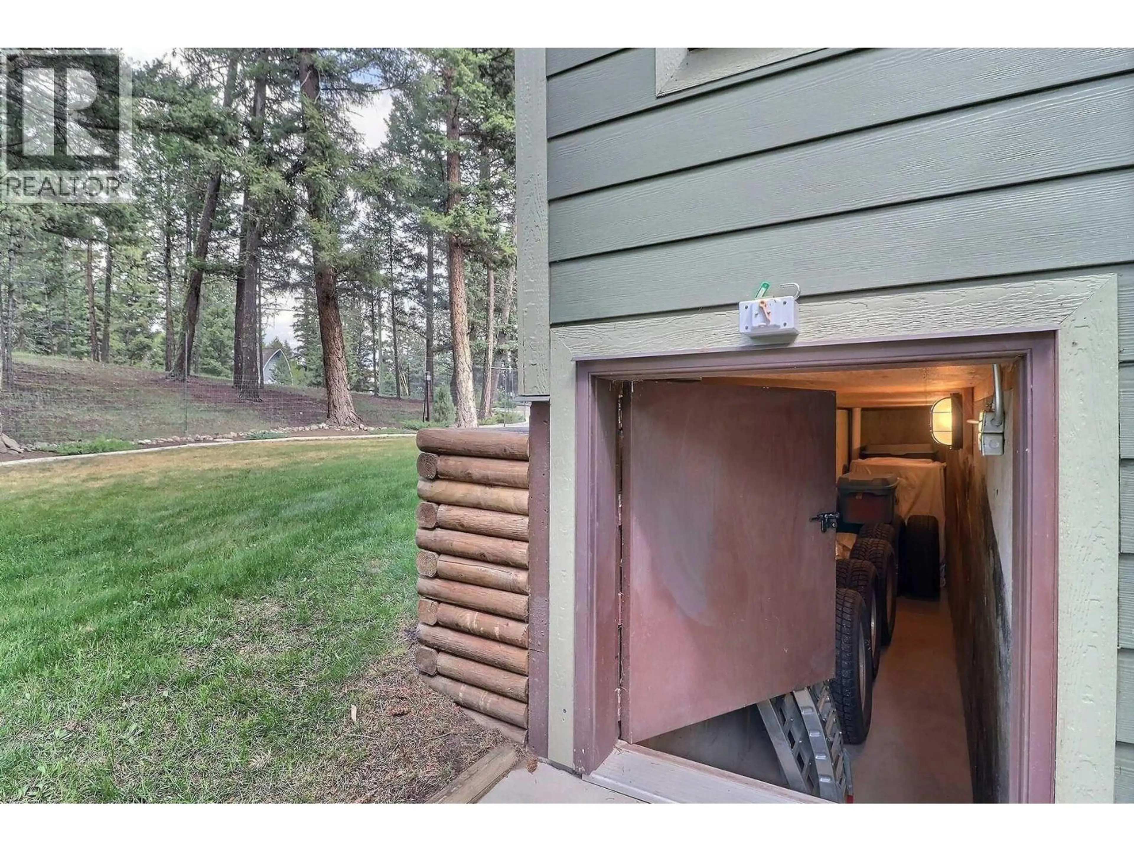 Property at 5042 GLOINNZUN DRIVE, 108 Mile Ranch, BC