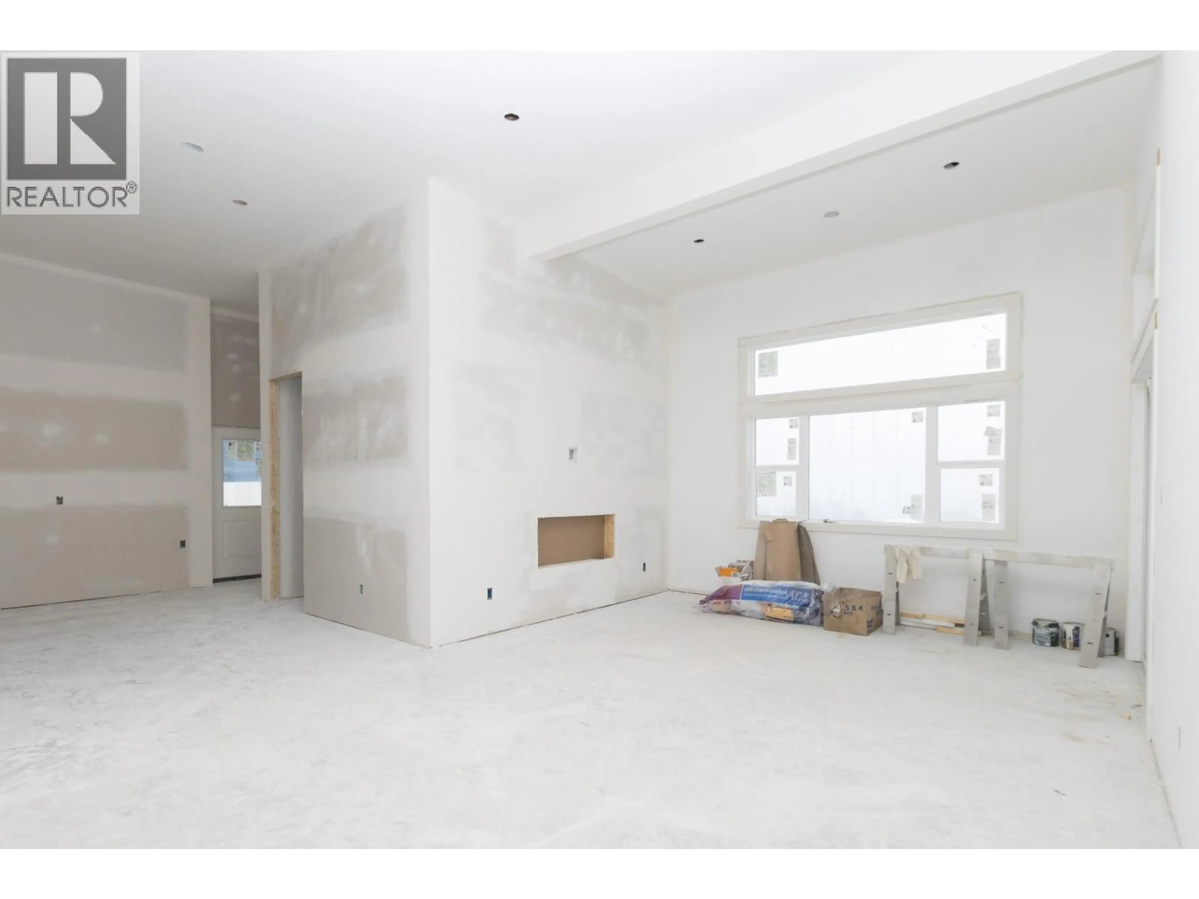 Property at 1121 16 AVENUE SE, Salmon Arm, BC