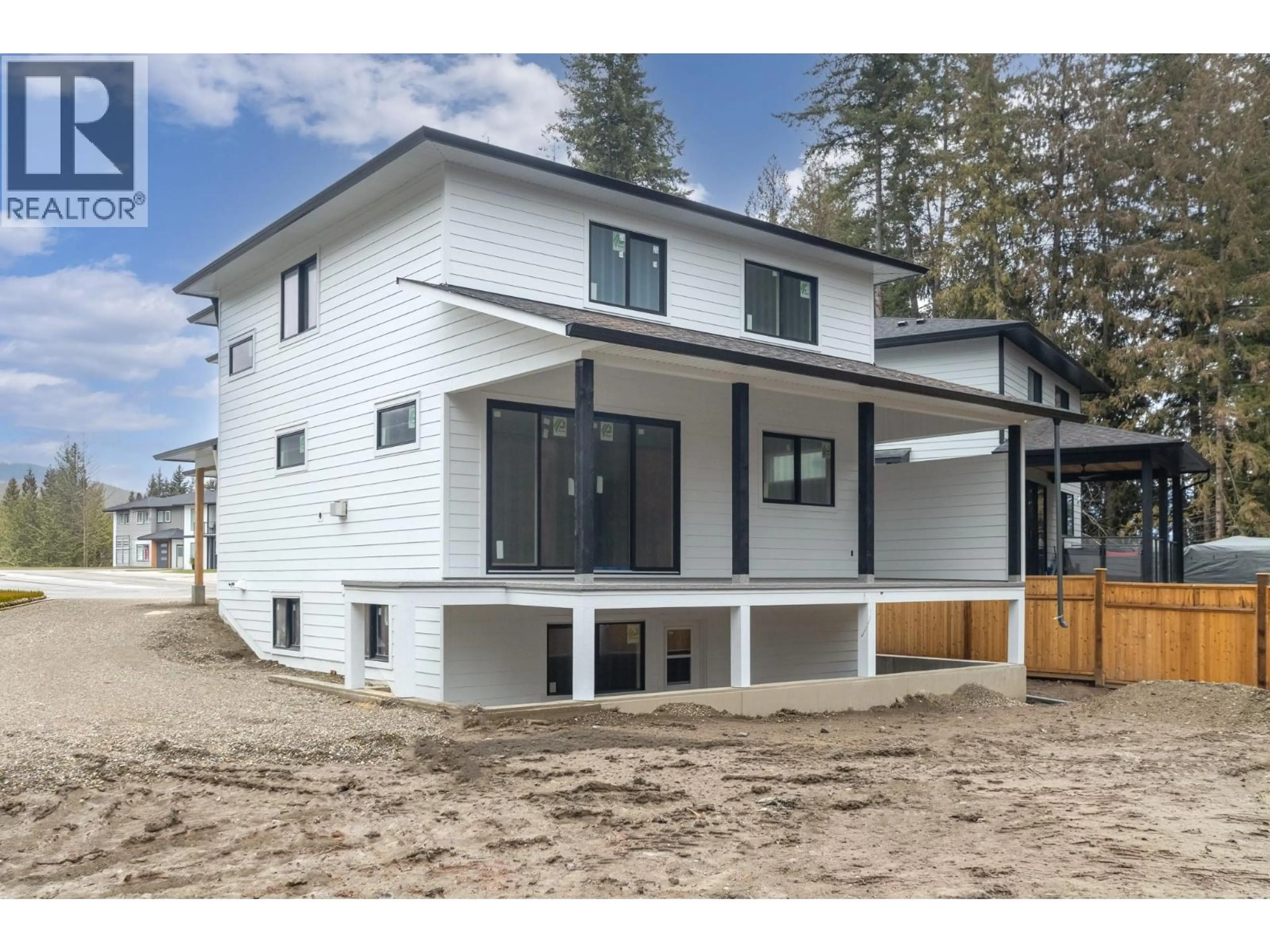 Property at 1500 21 STREET NE, Salmon Arm, BC