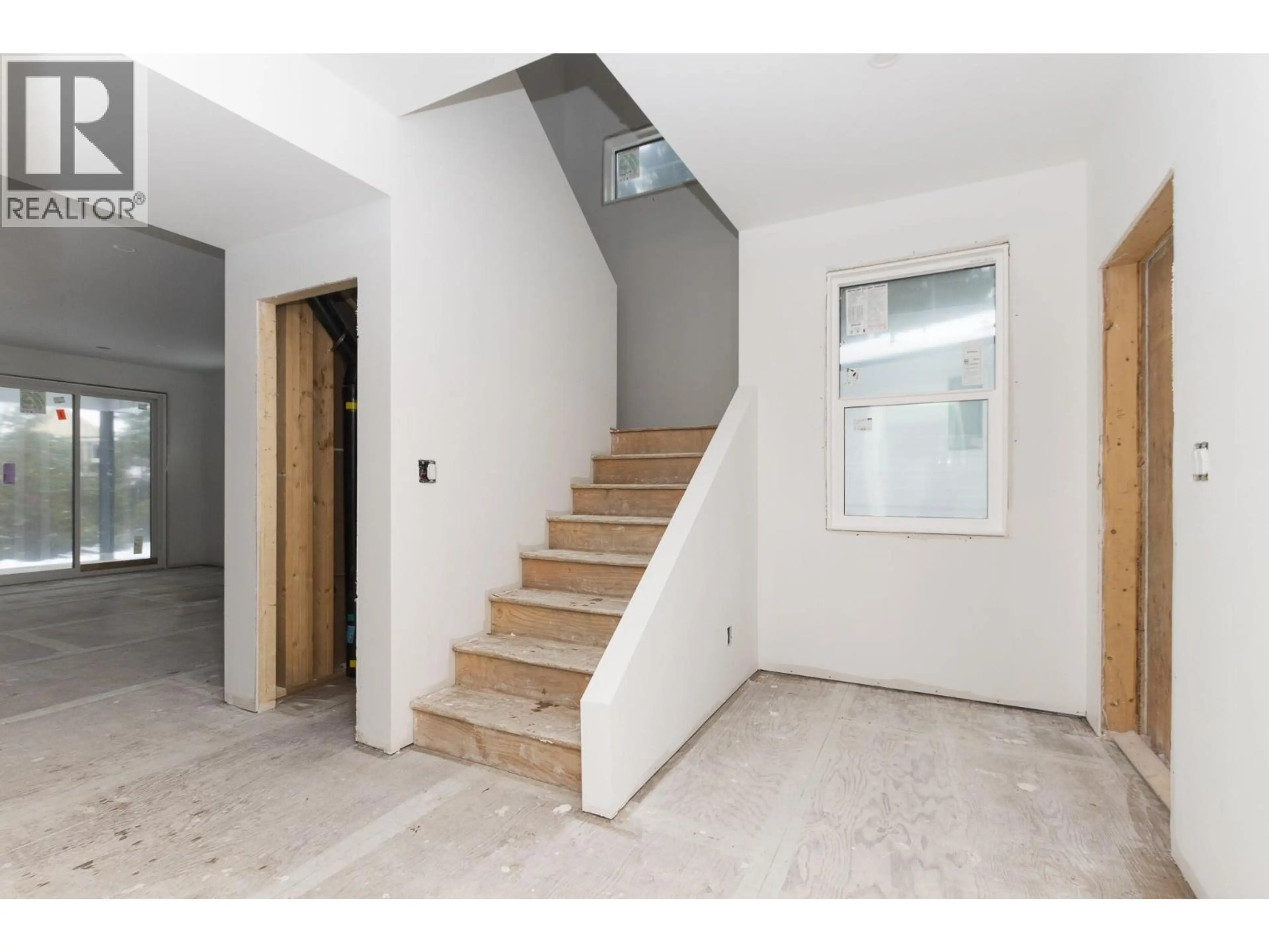 Property at 1500 21 STREET NE, Salmon Arm, BC