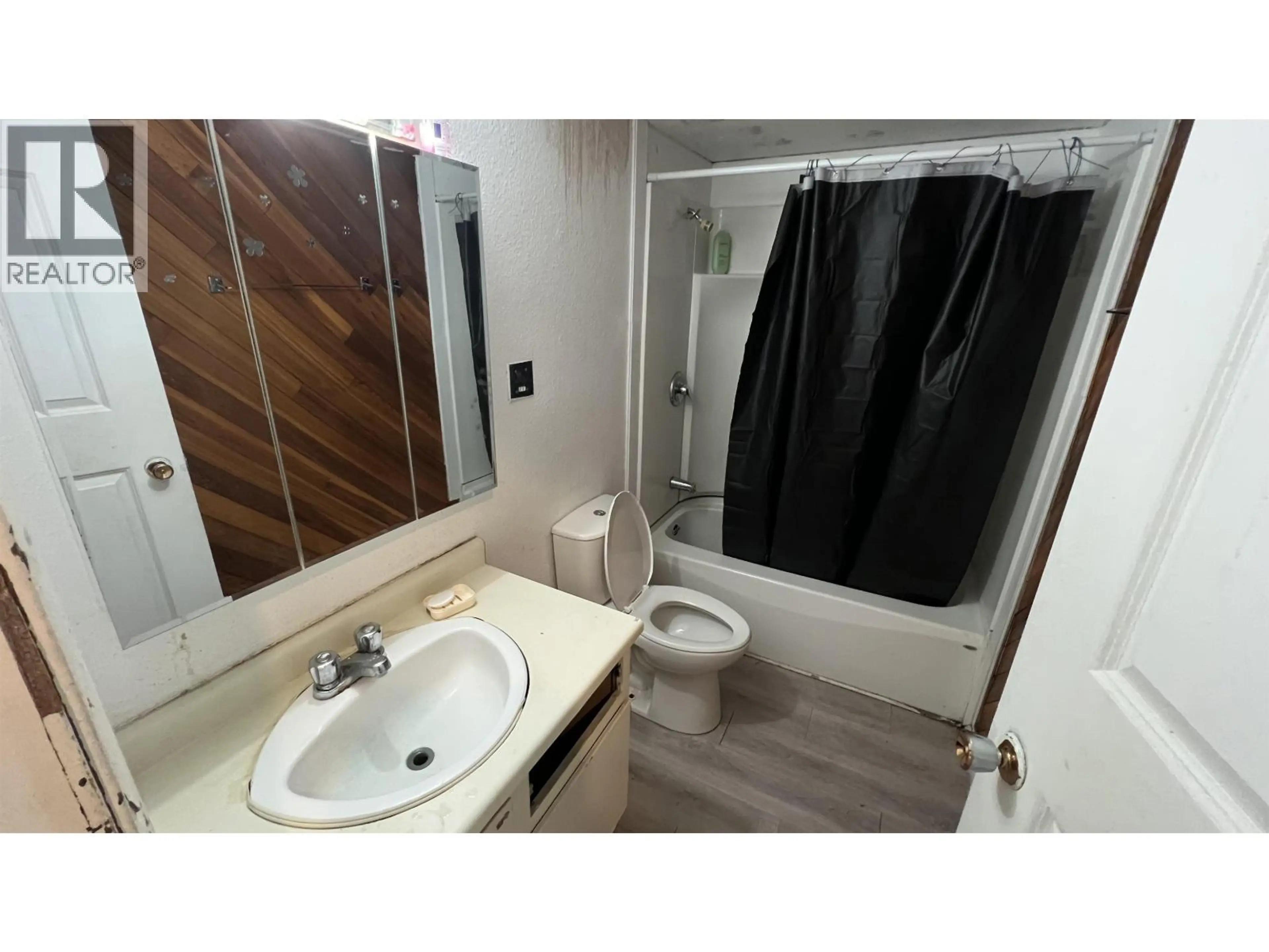 Property at 133-135 E 4TH AVENUE, Prince Rupert, BC