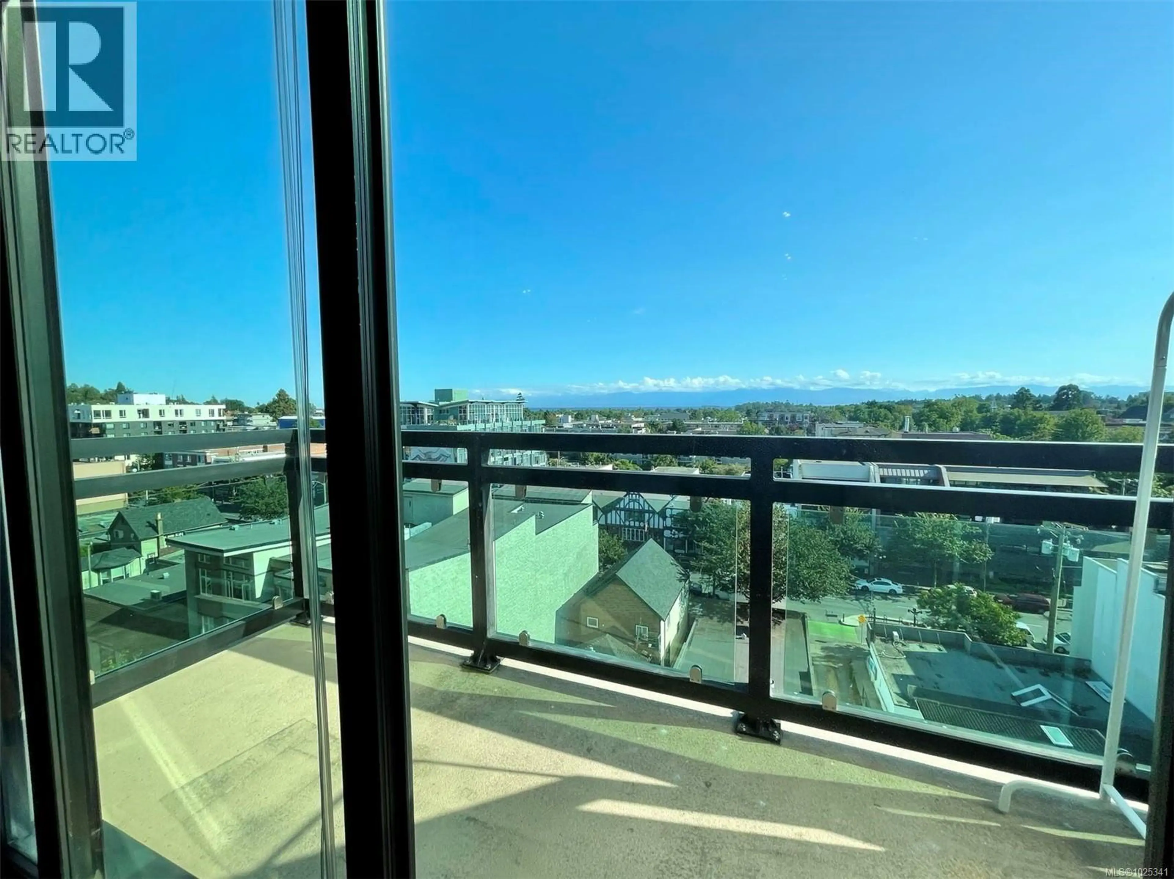 Property at #818 1029 VIEW ST, Victoria, BC