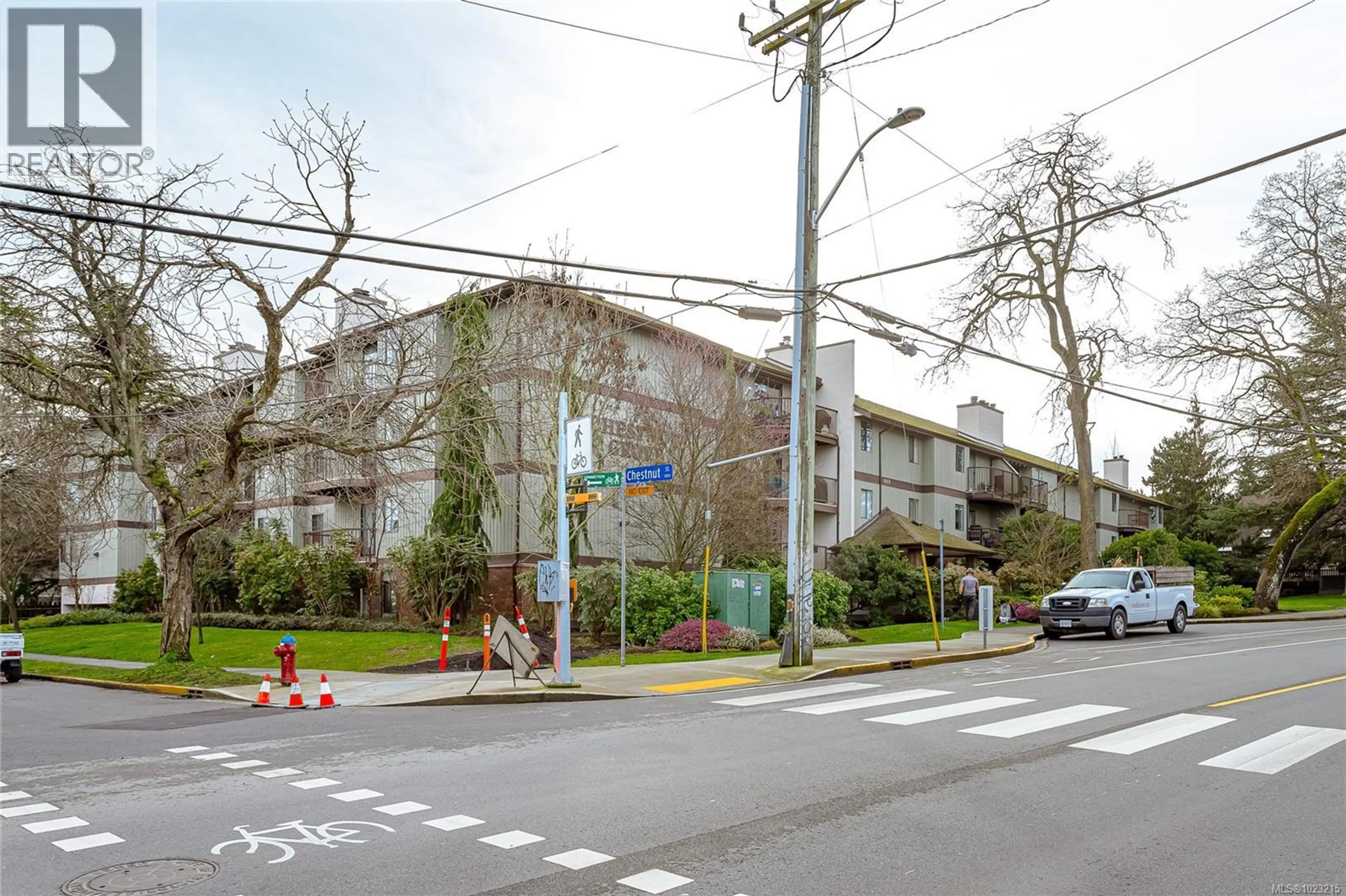 Property at #109 1655 BEGBIE ST, Victoria, BC