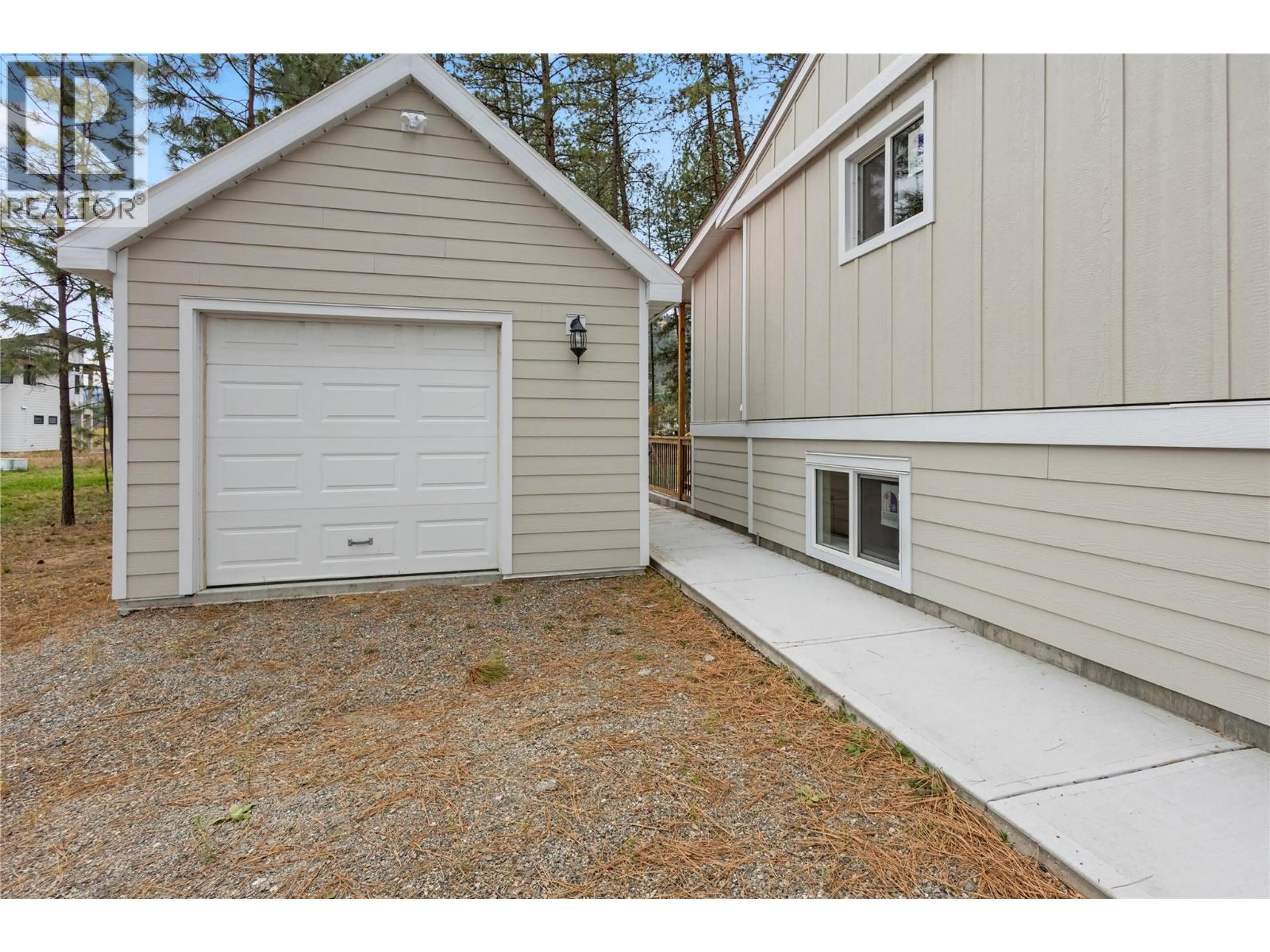 Property at 8127 DONALDSON DRIVE, Grand Forks, BC