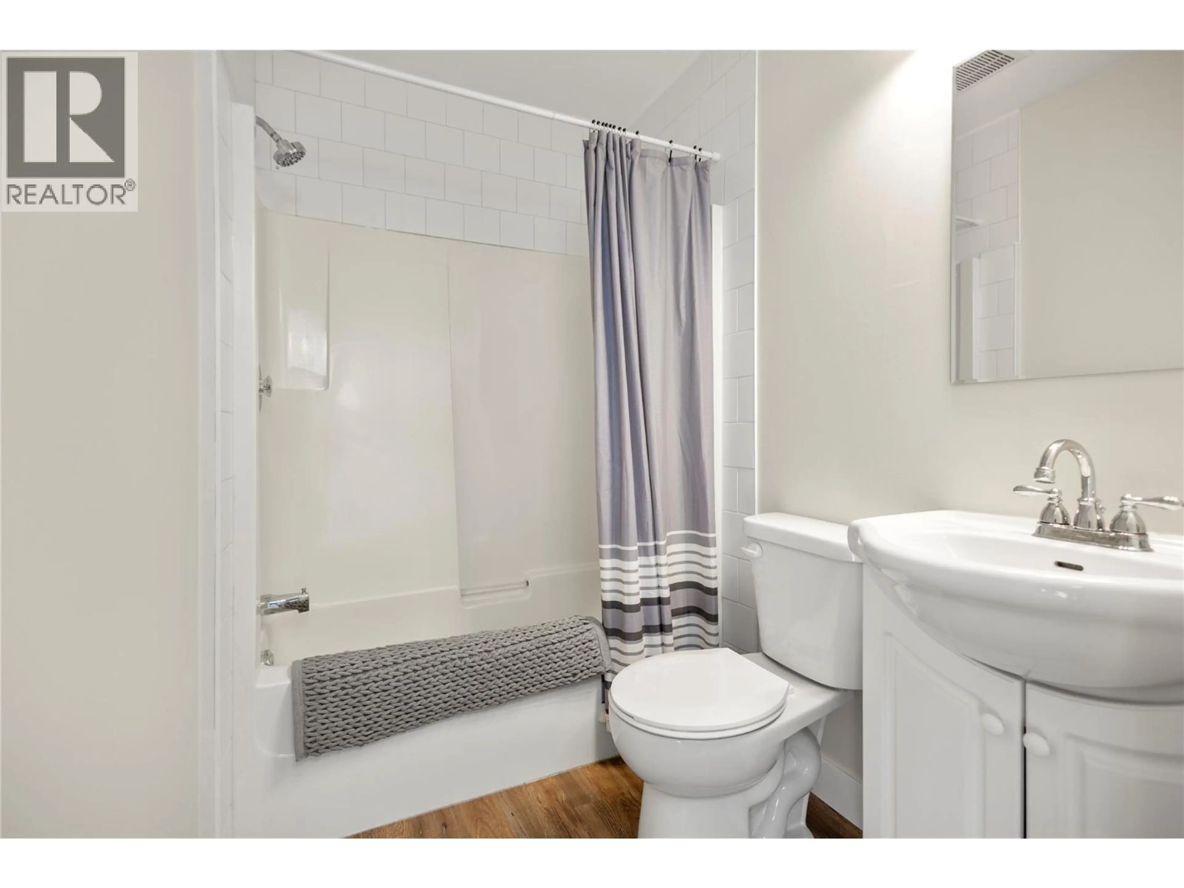 Property at 8127 DONALDSON DRIVE, Grand Forks, BC