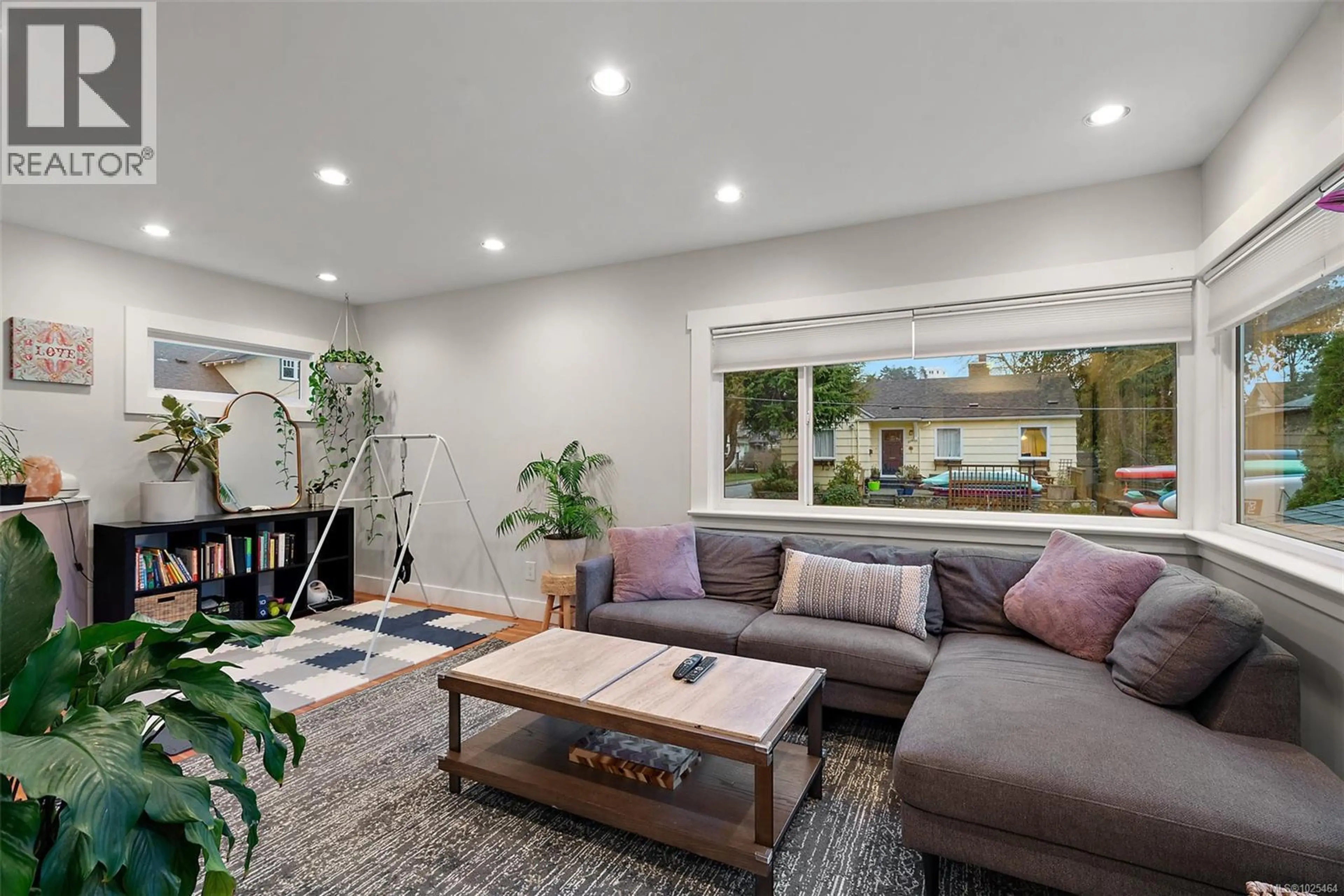 Property at 1779 LILLIAN RD, Victoria, BC