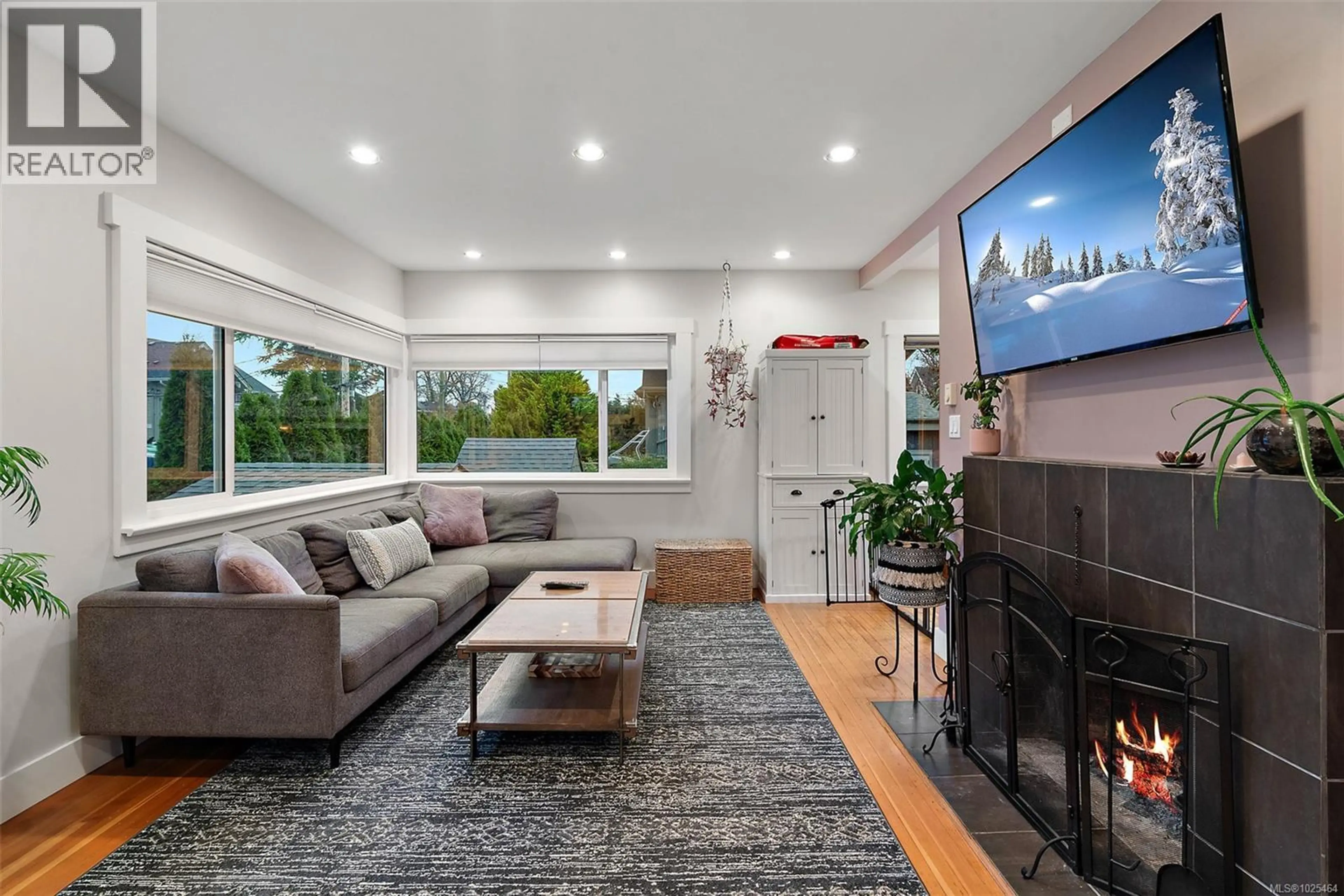 Property at 1779 LILLIAN RD, Victoria, BC