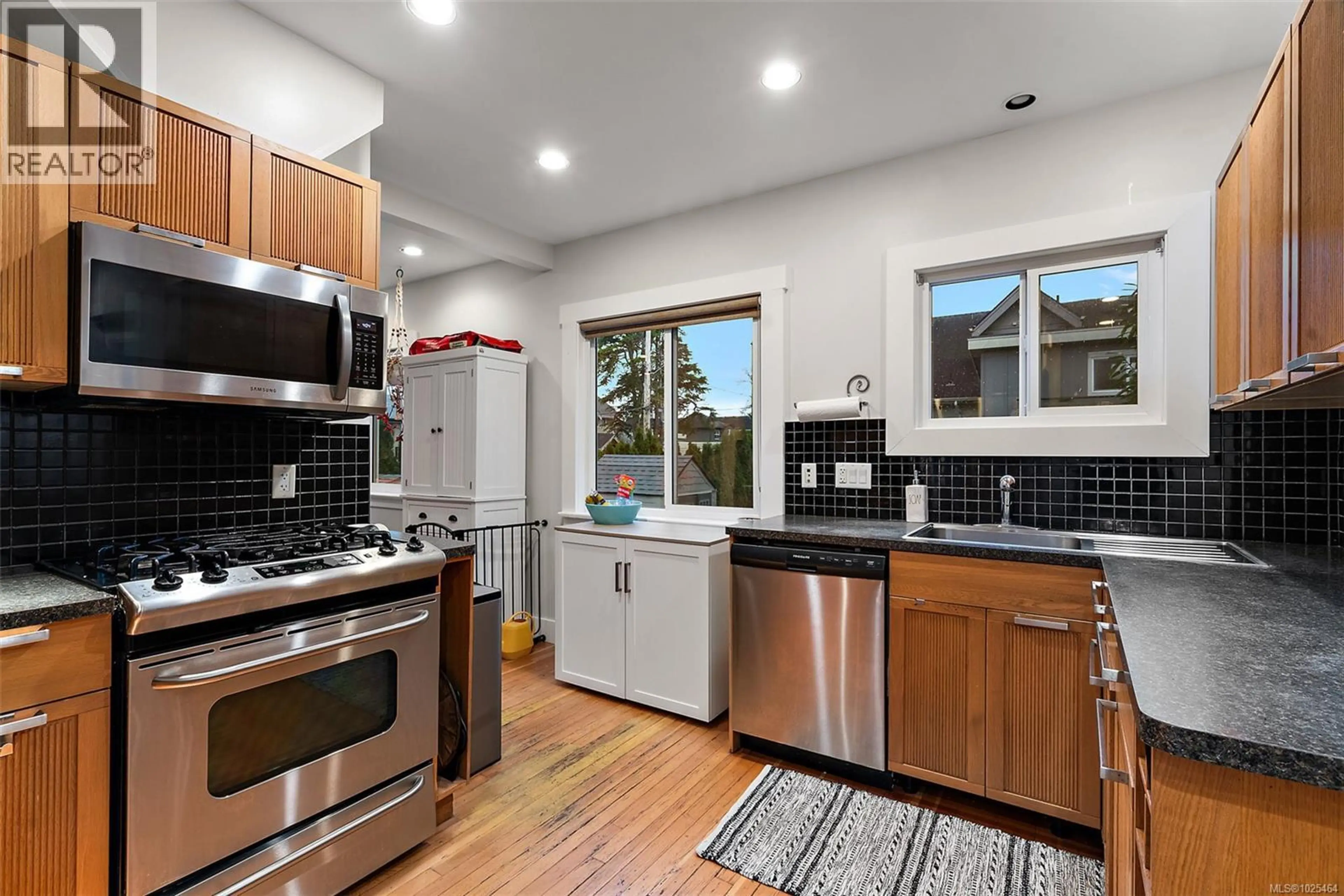 Property at 1779 LILLIAN RD, Victoria, BC