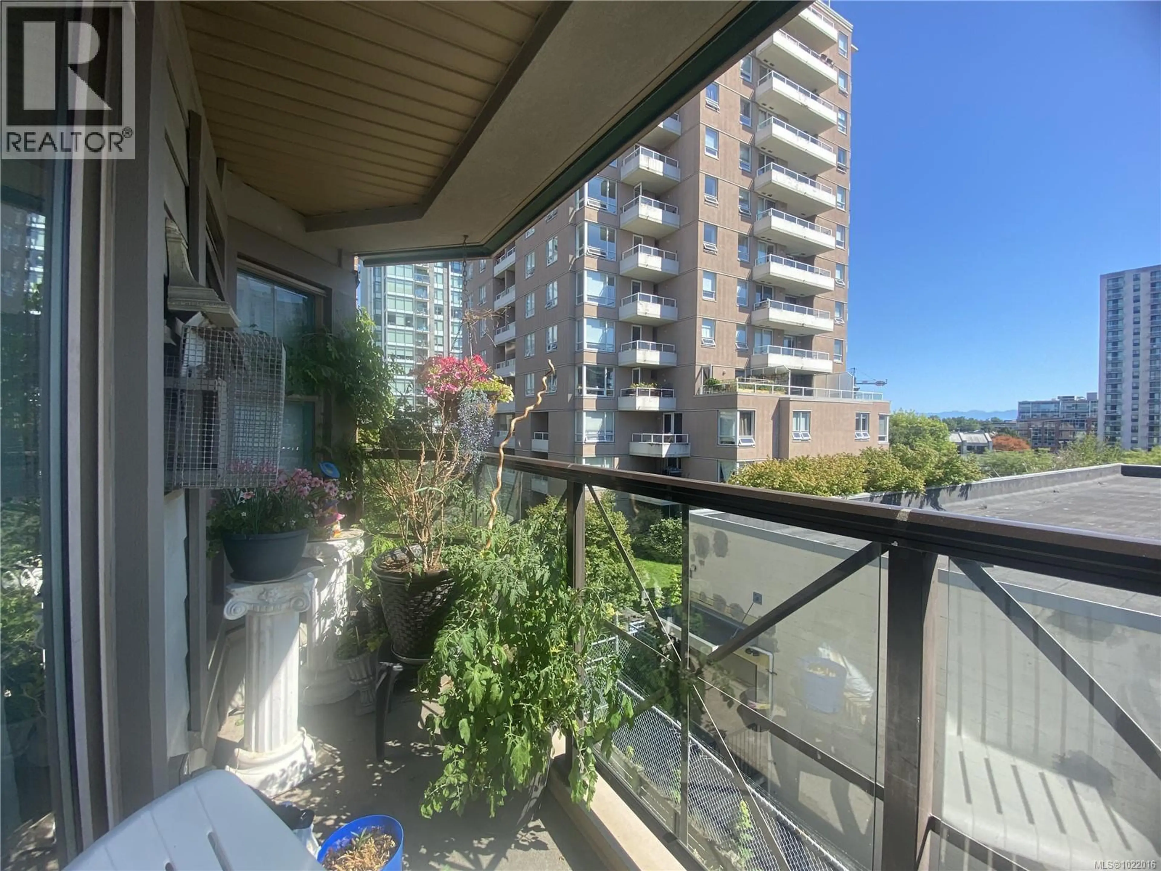 Property at #302 935 JOHNSON ST, Victoria, BC