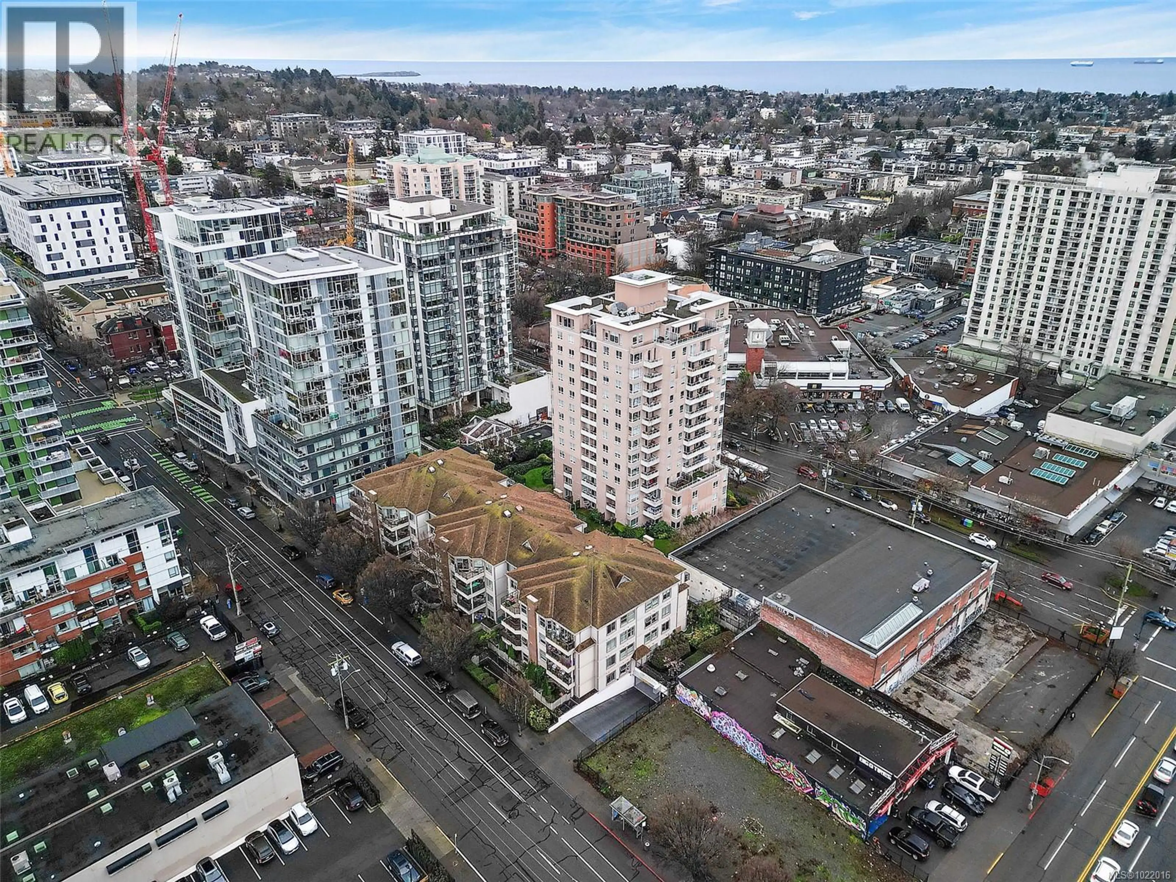 Property at #302 935 JOHNSON ST, Victoria, BC