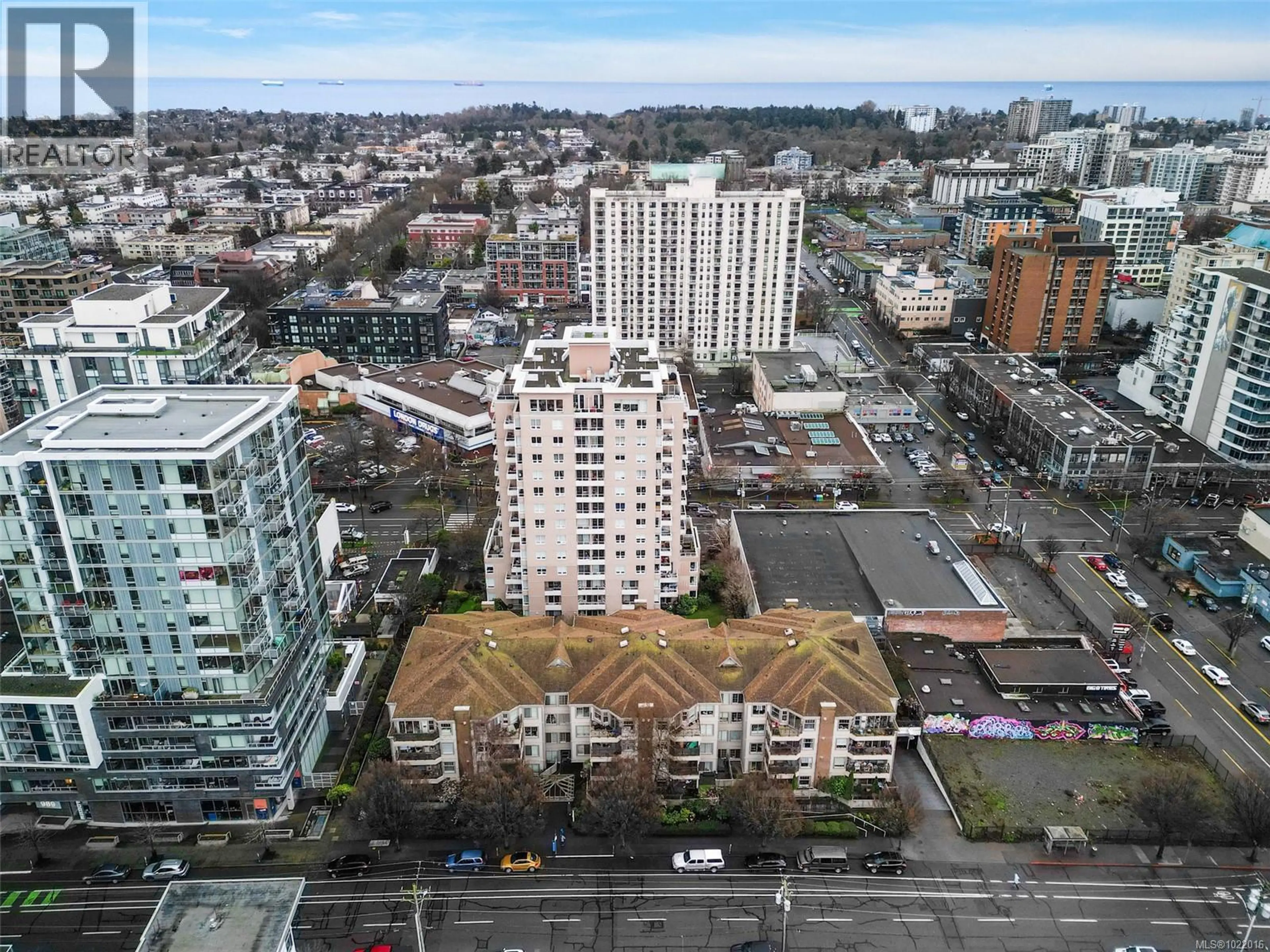 Property at #302 935 JOHNSON ST, Victoria, BC