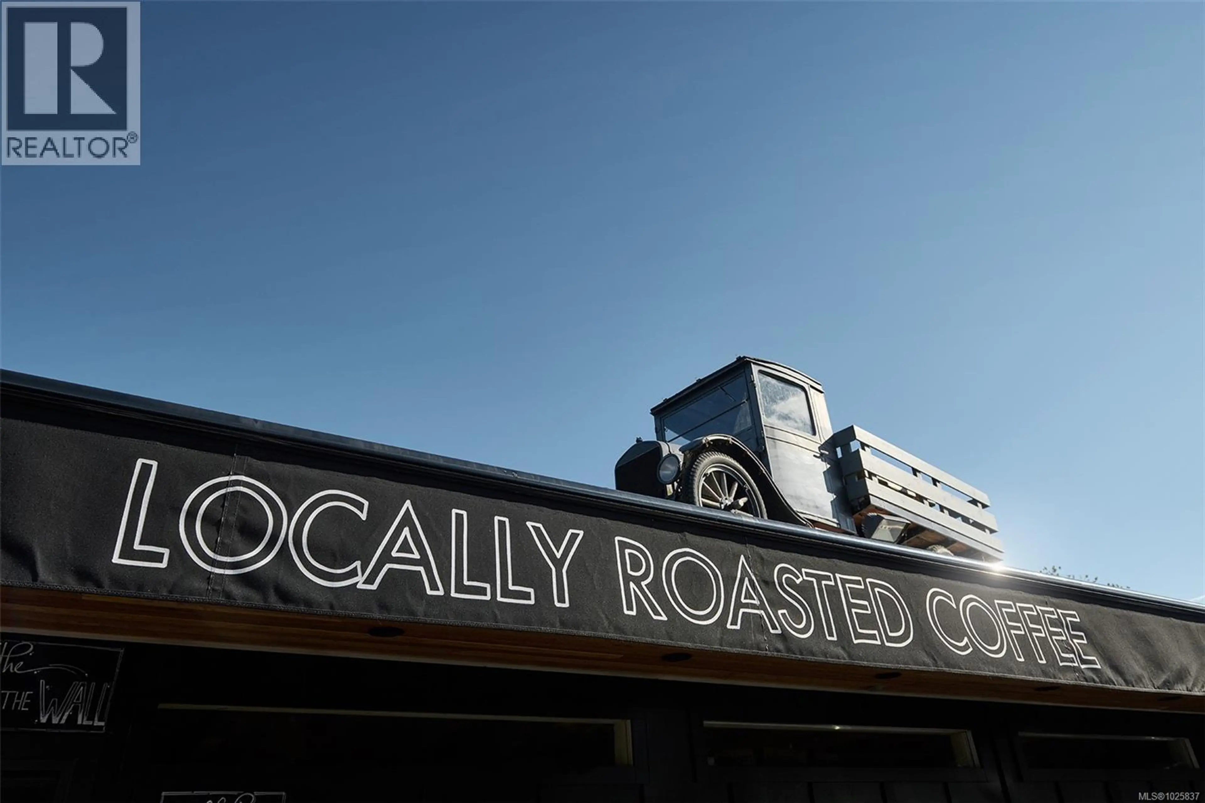 Property at #202 3839 QUADRA ST, Saanich, BC