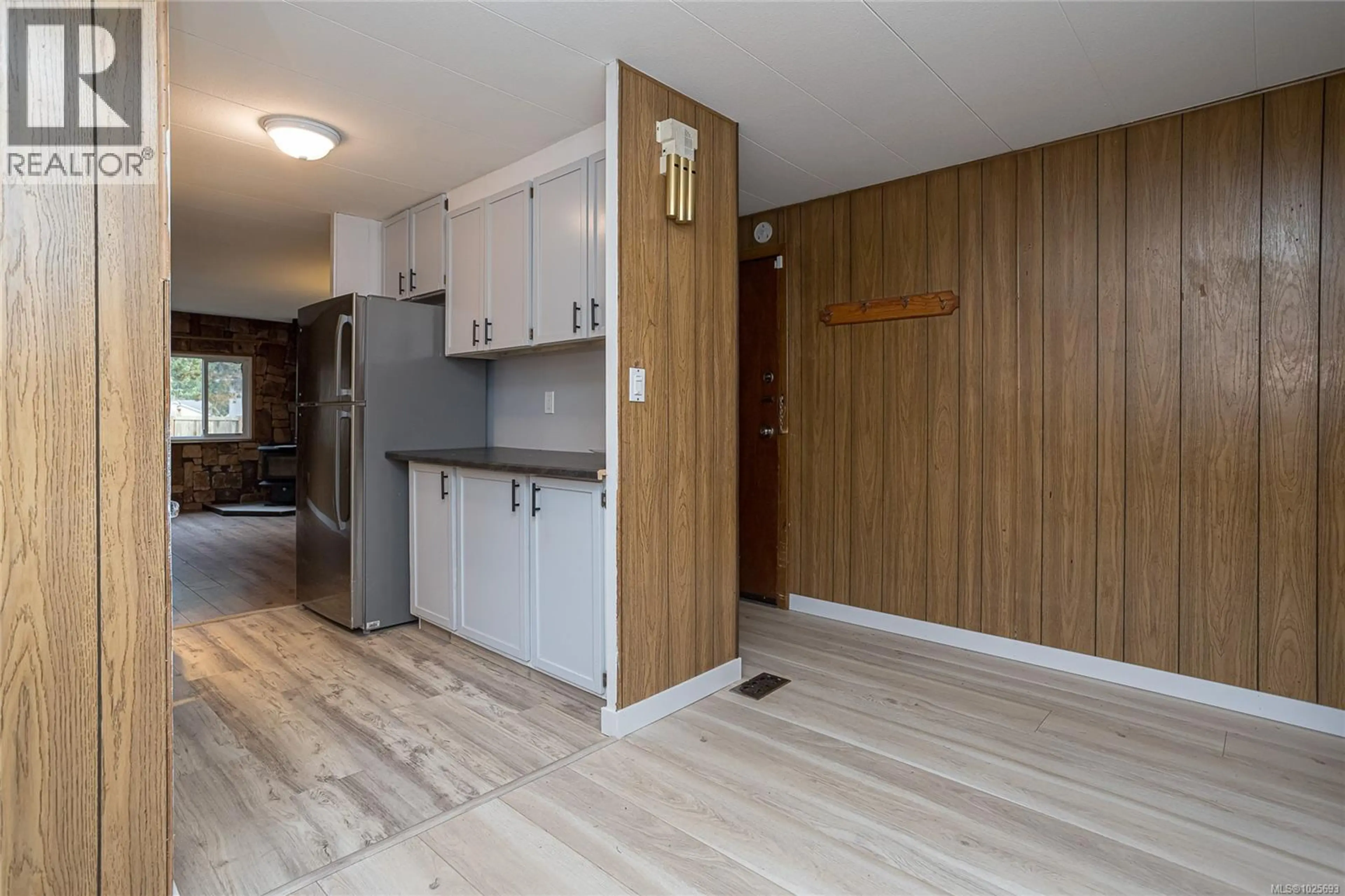 Property at #2 161 HORNE LAKE RD, Qualicum Beach, BC