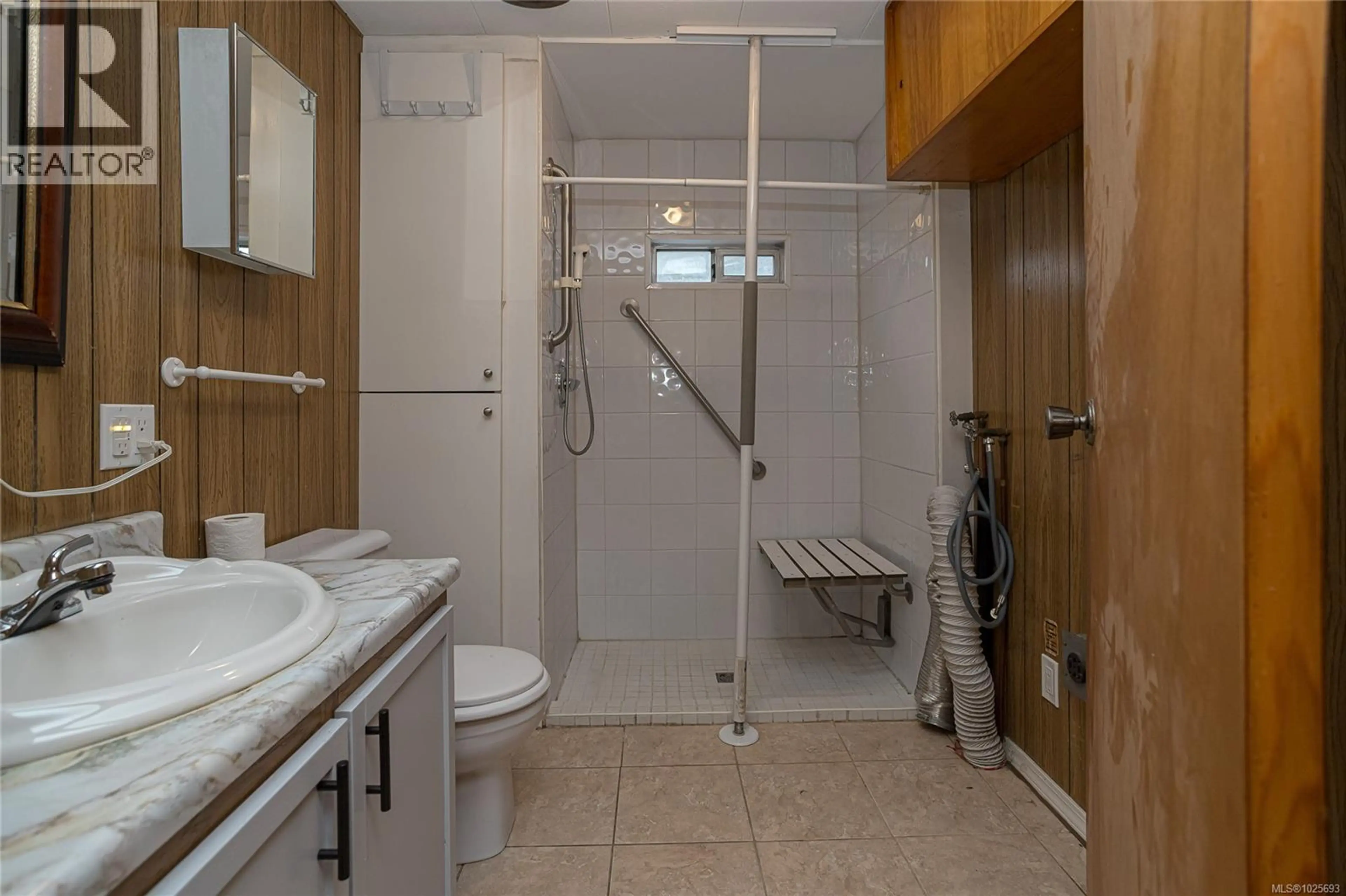 Property at #2 161 HORNE LAKE RD, Qualicum Beach, BC