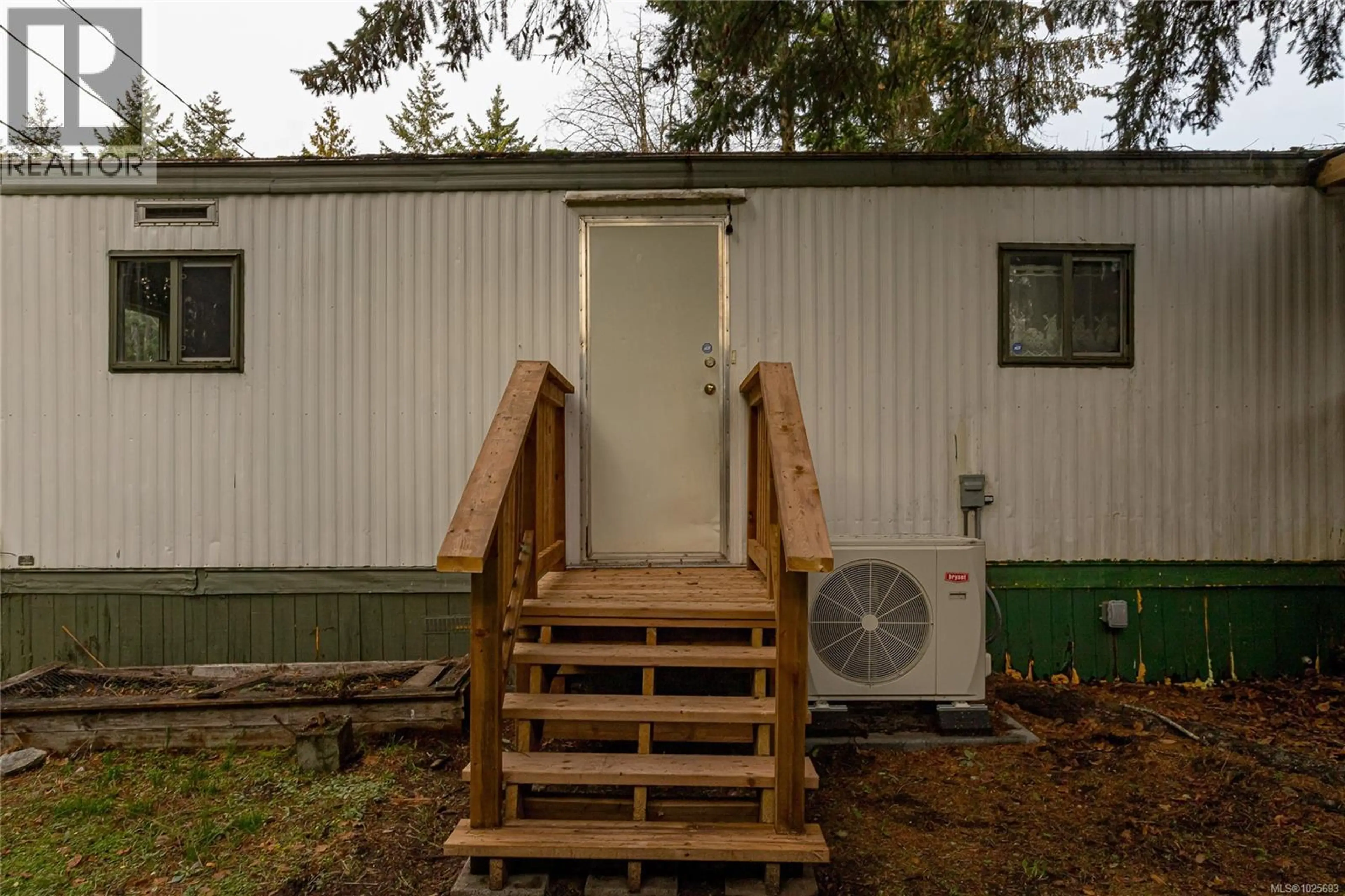 Property at #2 161 HORNE LAKE RD, Qualicum Beach, BC