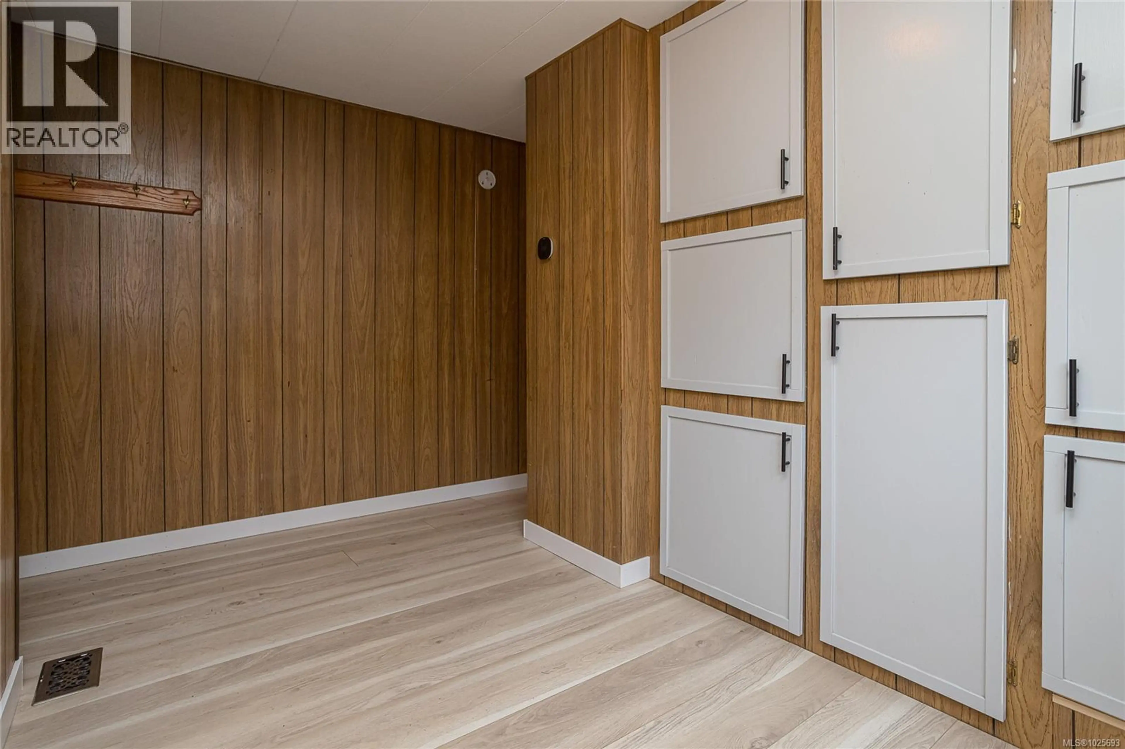 Property at #2 161 HORNE LAKE RD, Qualicum Beach, BC