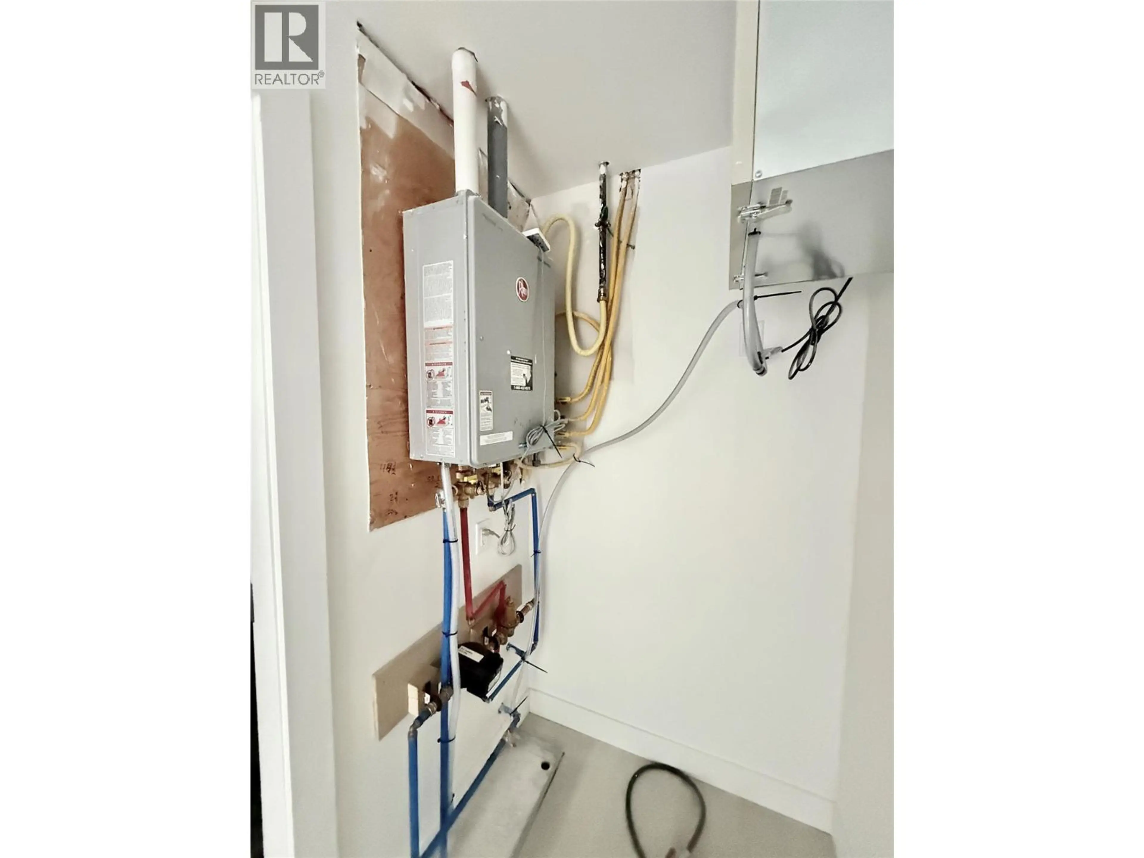 Property at #204 937 SPILLWAY ROAD, Oliver, BC