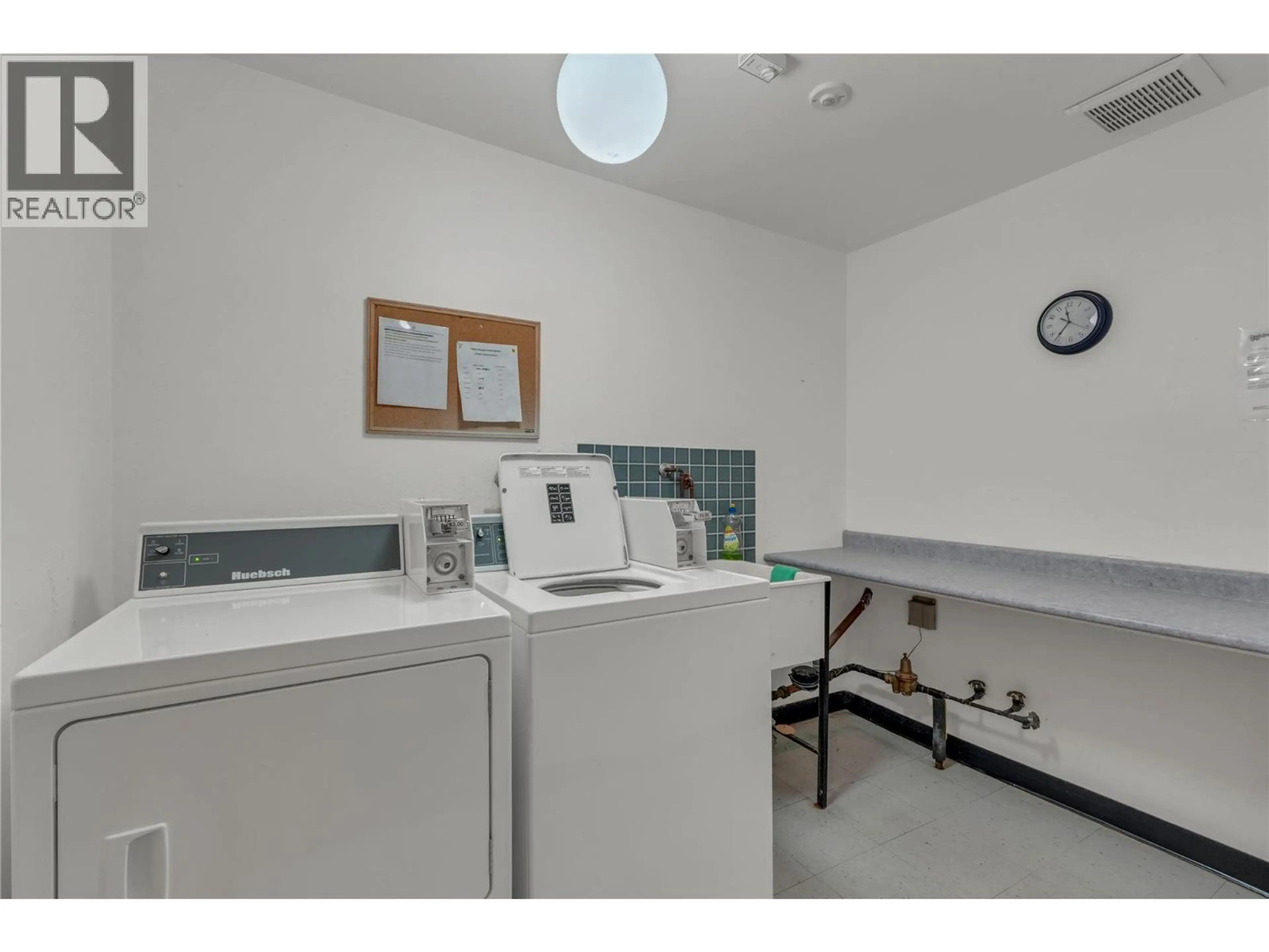 Property at 328 NANAIMO AVENUE W, Penticton, BC