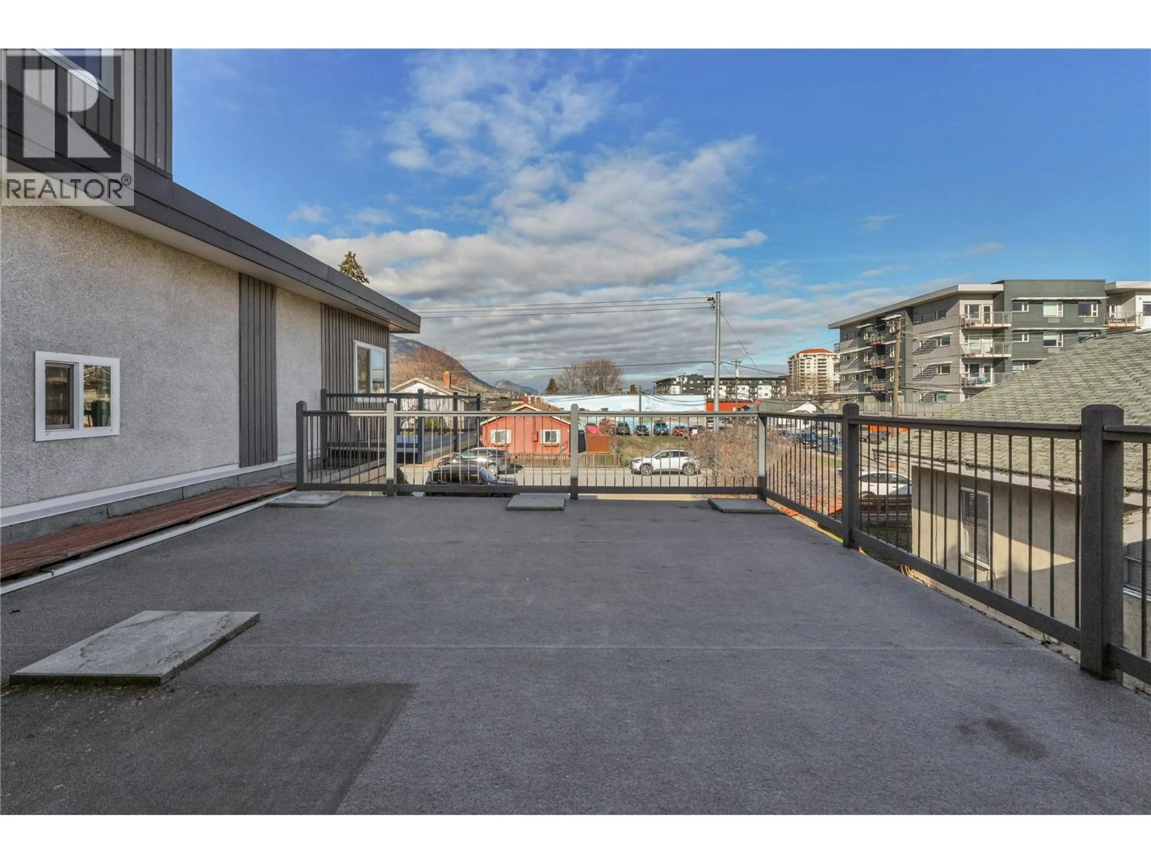 Property at 328 NANAIMO AVENUE W, Penticton, BC