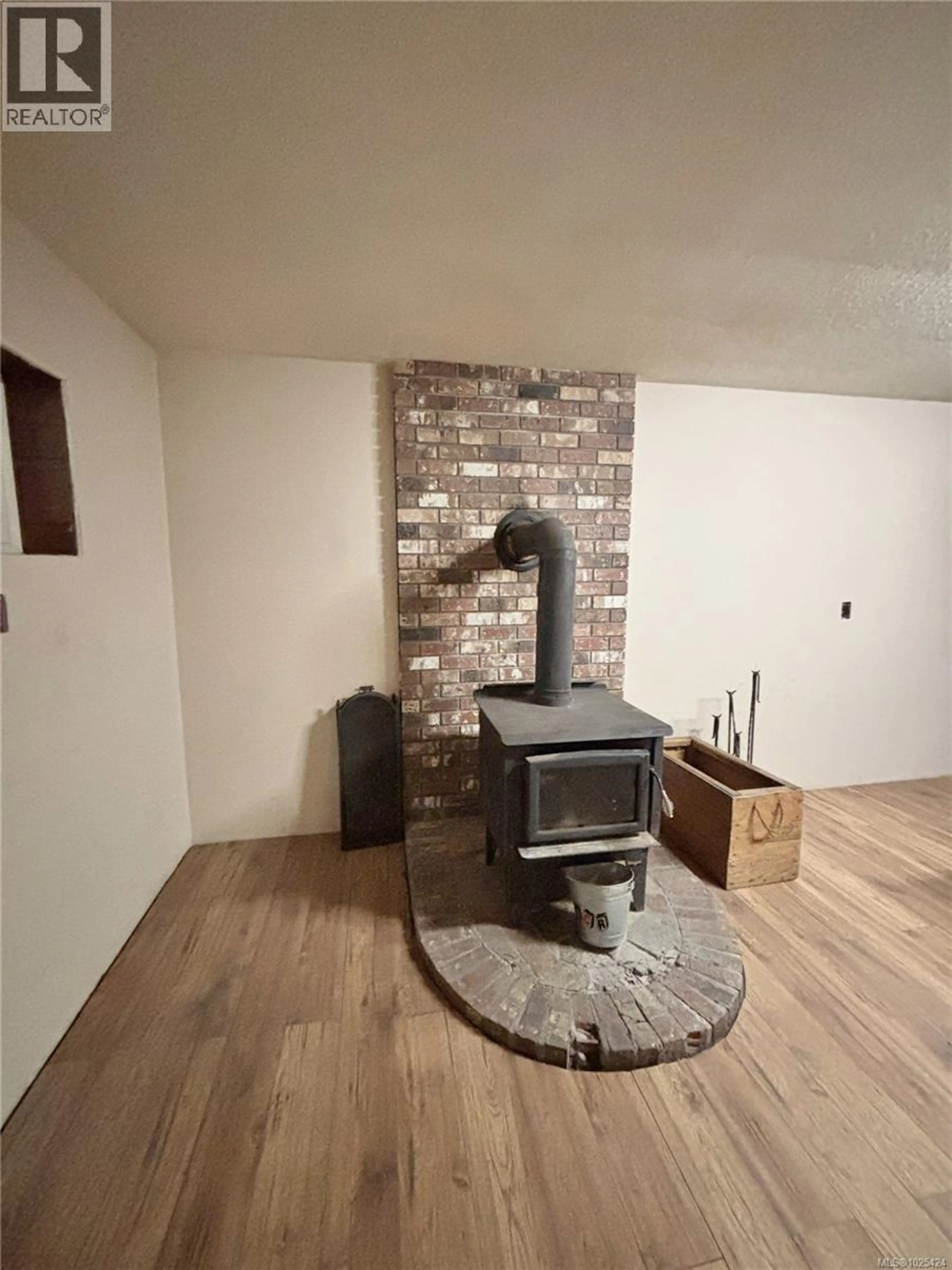 Property at 649 NIMPKISH DR, Gold River, BC