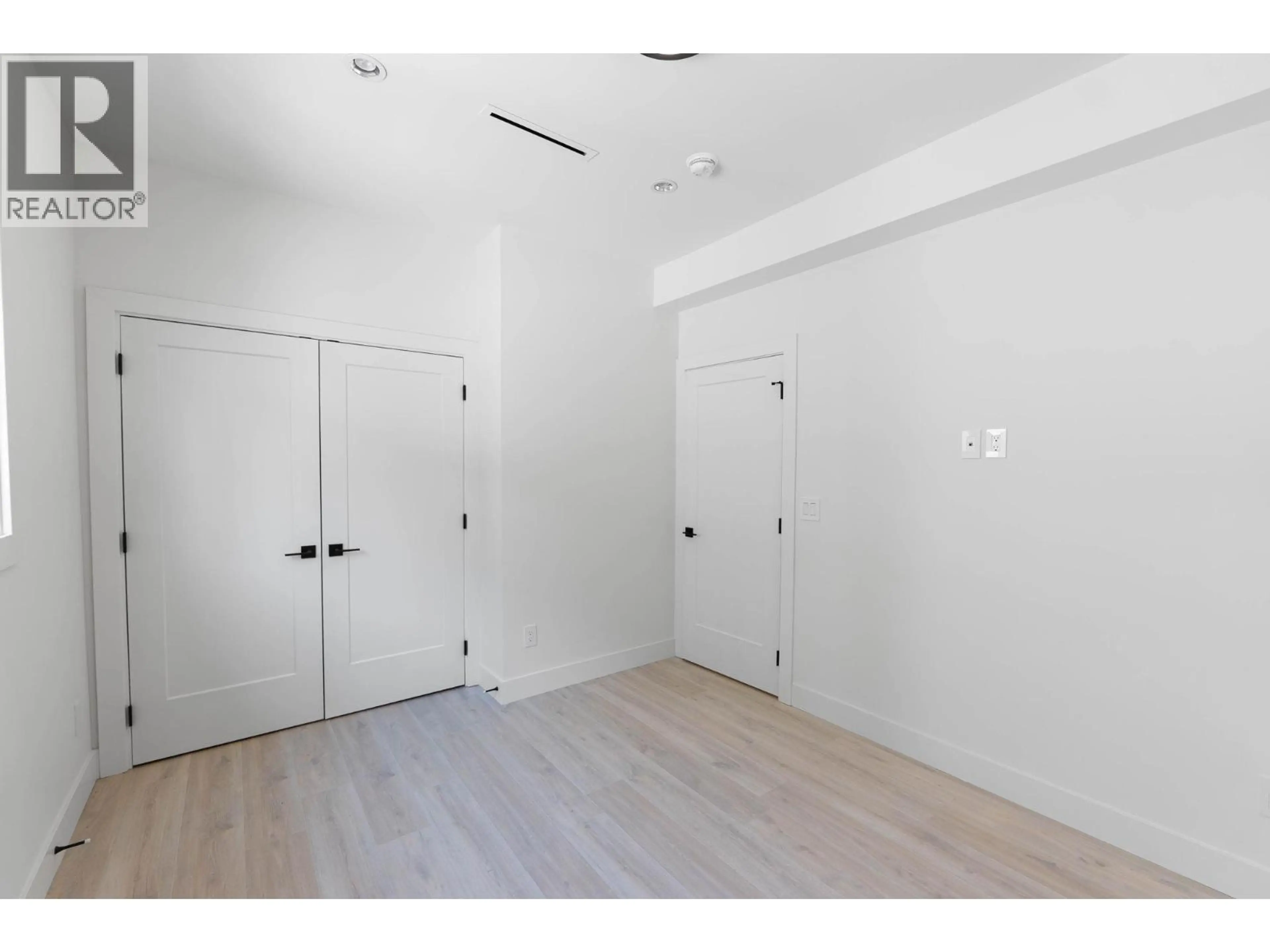 Property at #4 840 GRENFELL AVENUE LOT# 4, Kelowna, BC