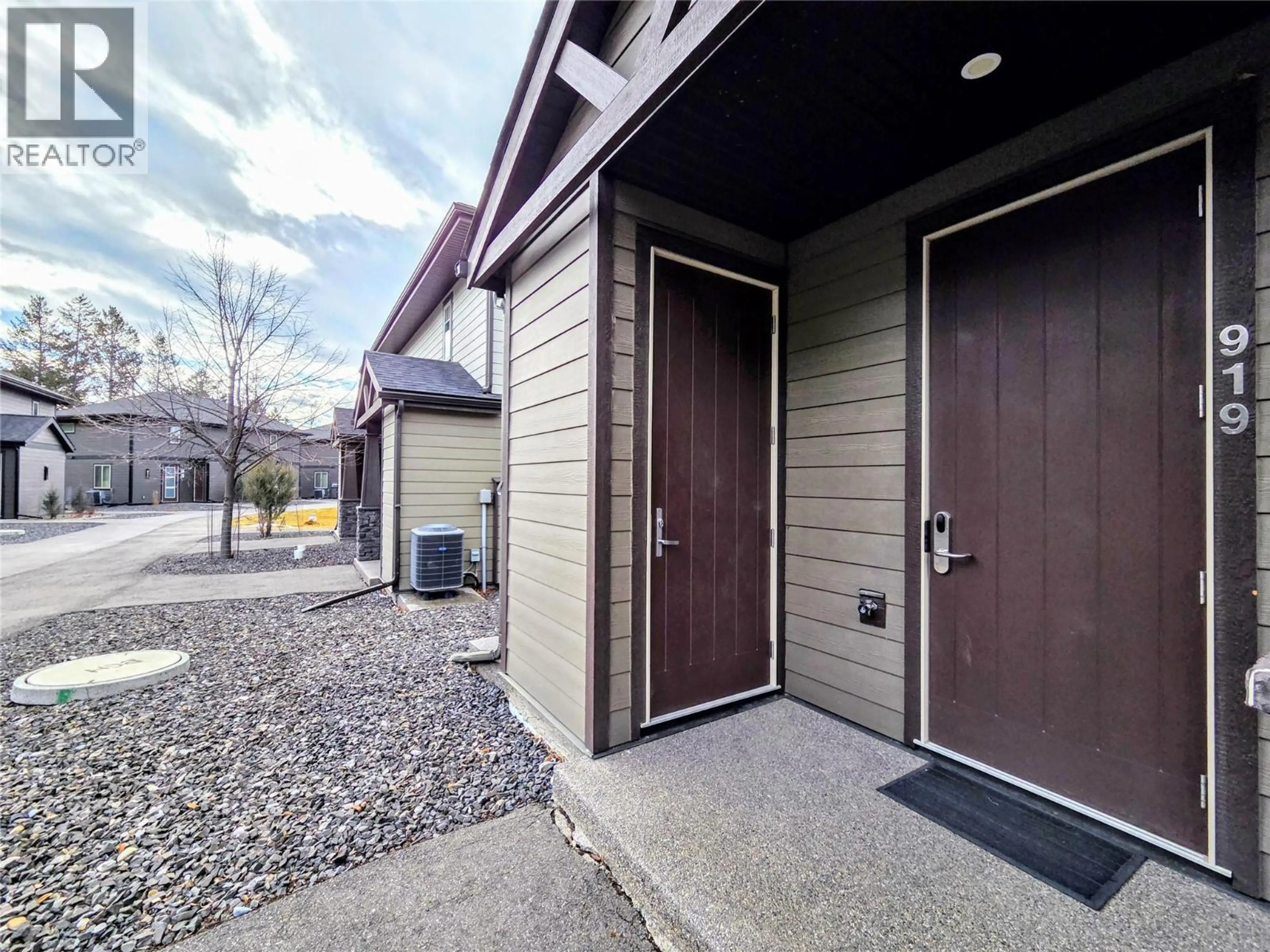 Property at #919 900 BIGHORN BOULEVARD, Radium Hot Springs, BC