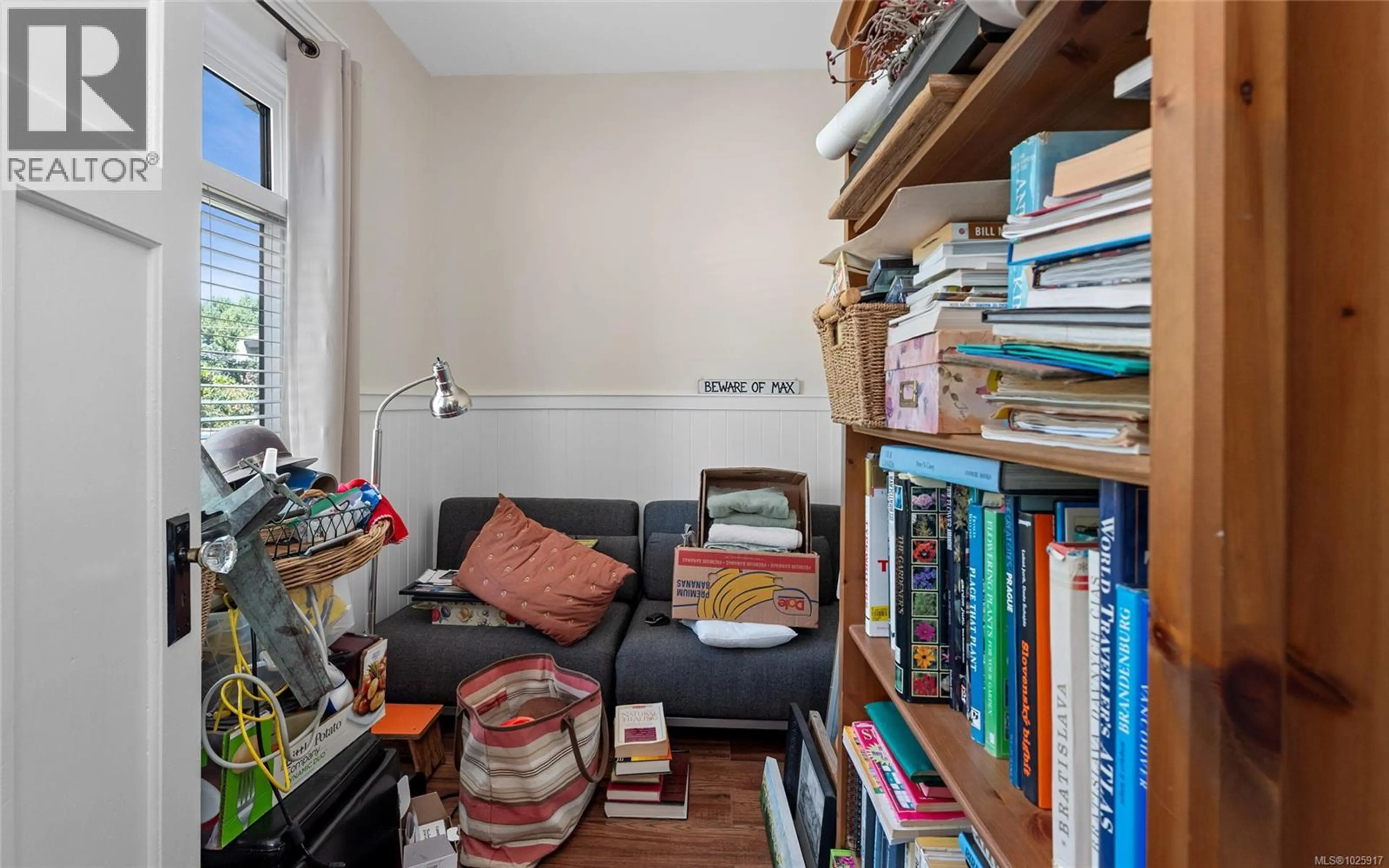 Property at 3033 CEDAR HILL RD, Victoria, BC