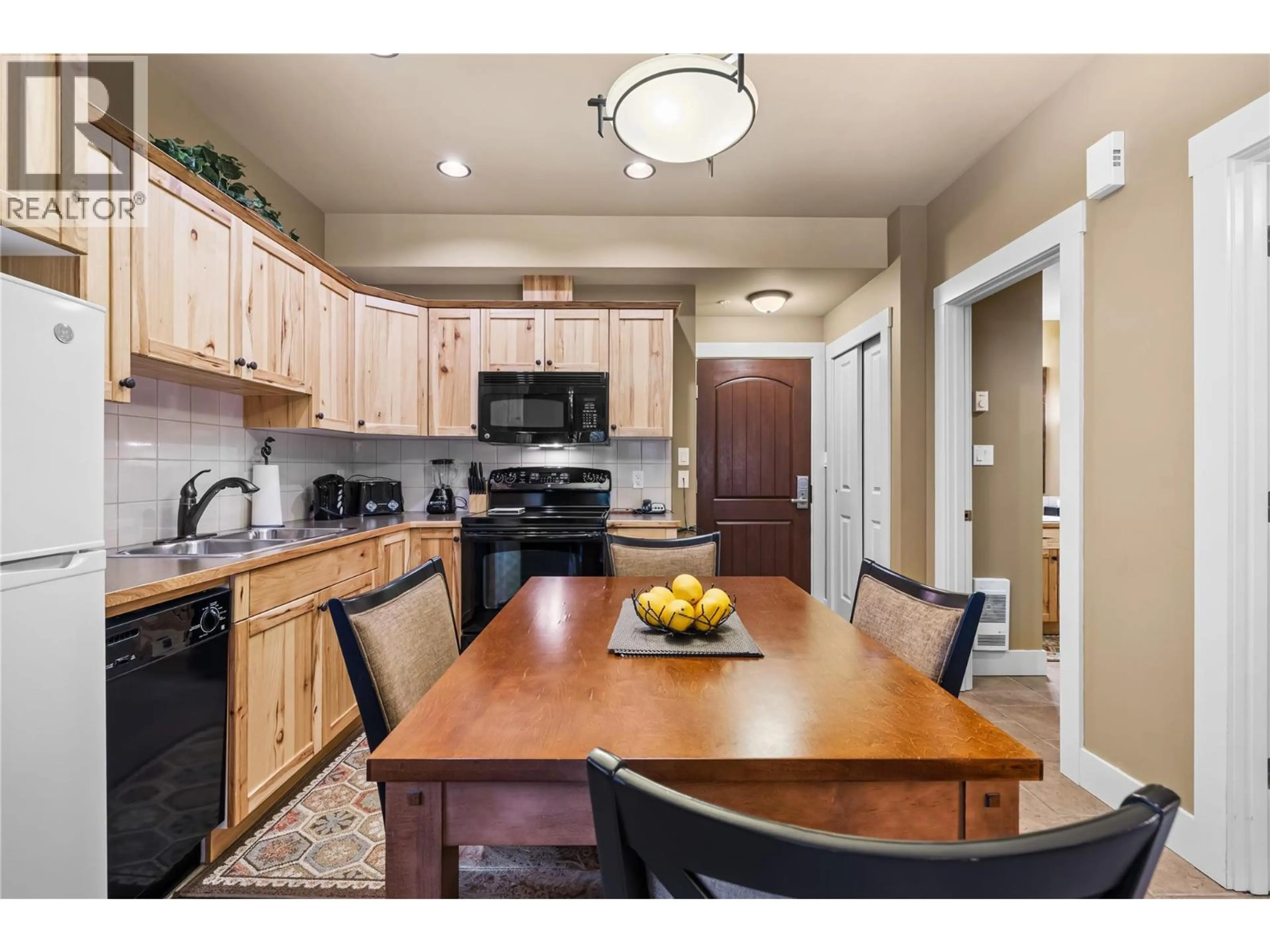 Property at 16310 WOOLGAR ROAD UNIT# 1/4 SHARE OF 220, Crawford Bay, BC