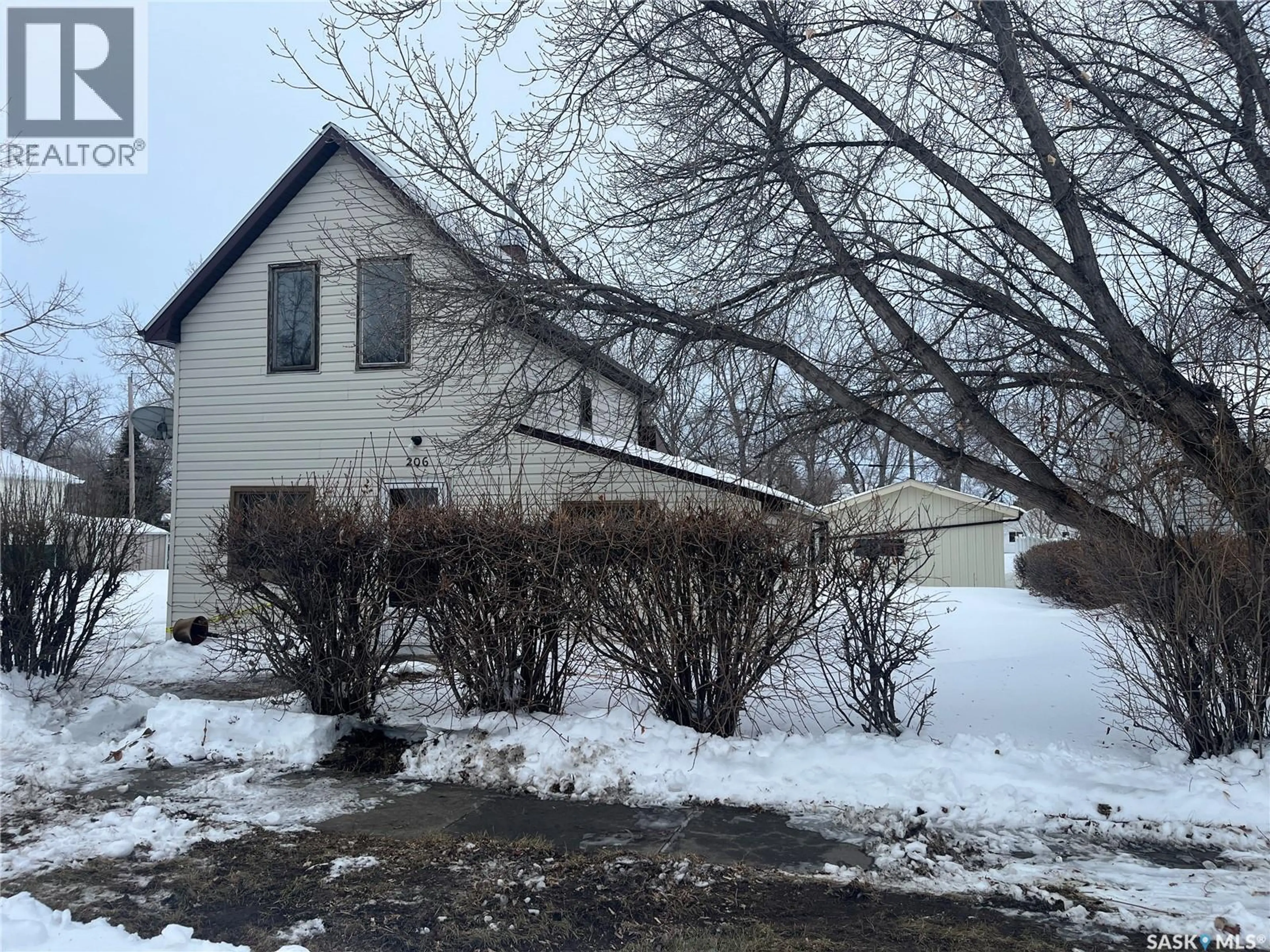 Property at 206 2ND STREET W, Wynyard, SK