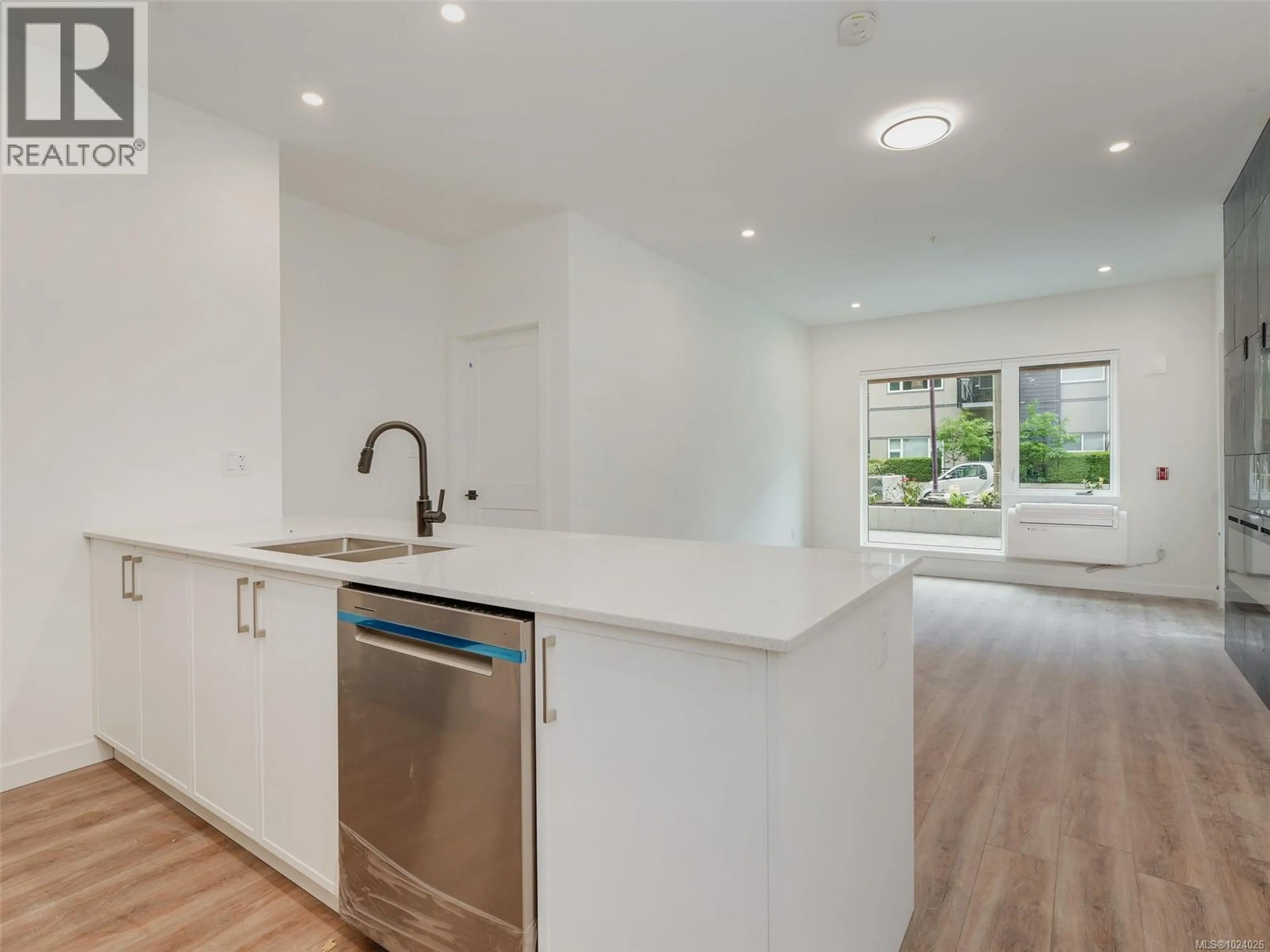 Property at #204 654 GRANDERSON RD, Langford, BC