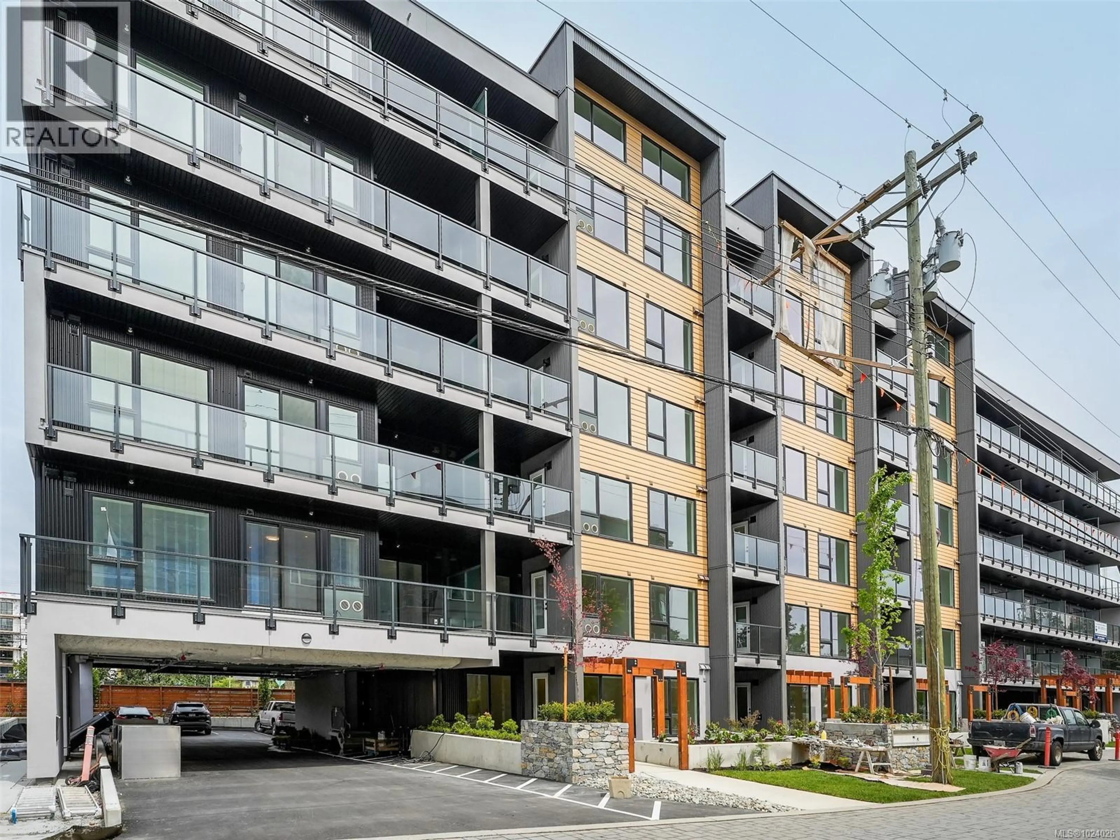 Property at #204 654 GRANDERSON RD, Langford, BC