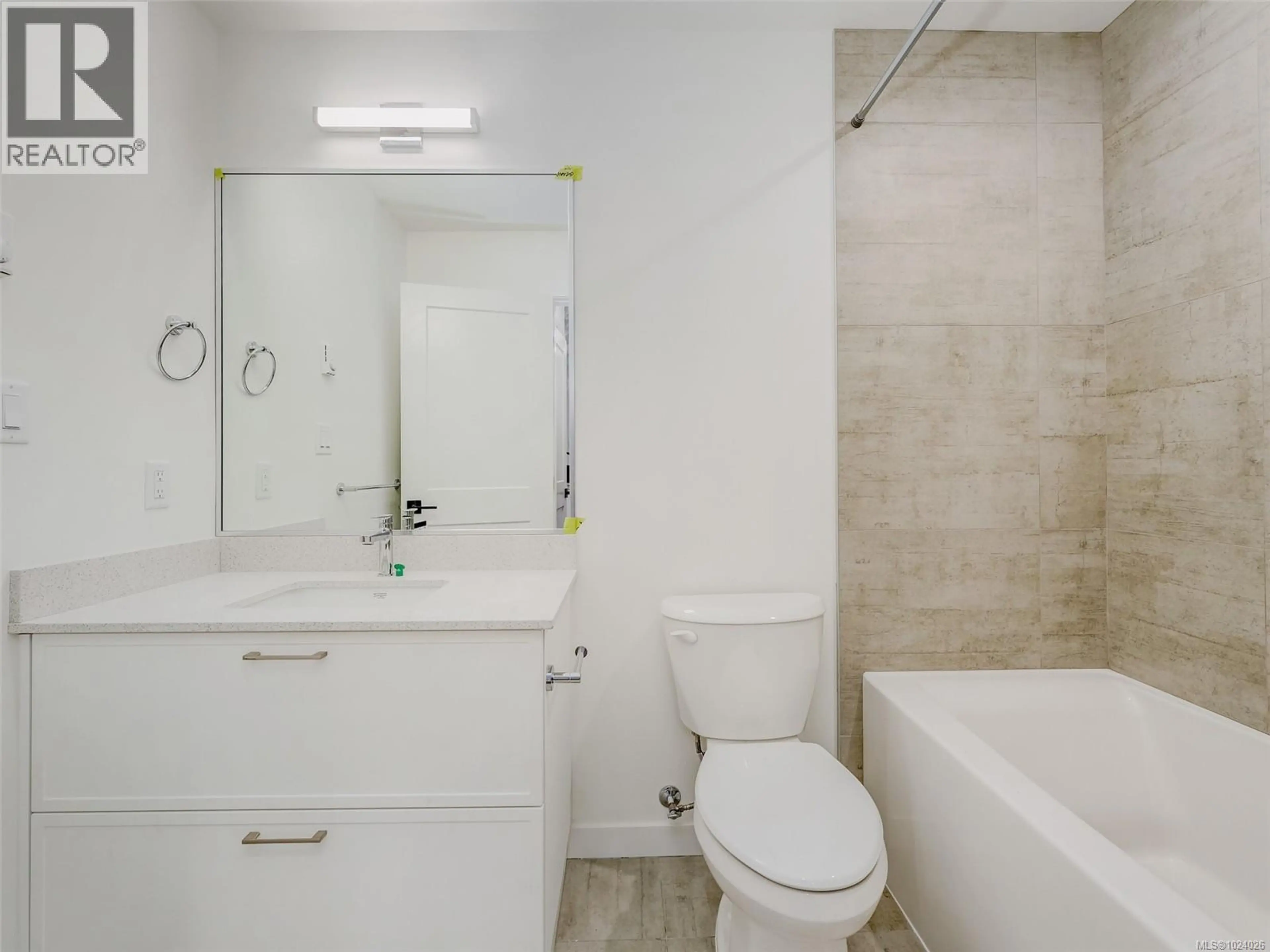 Property at #204 654 GRANDERSON RD, Langford, BC