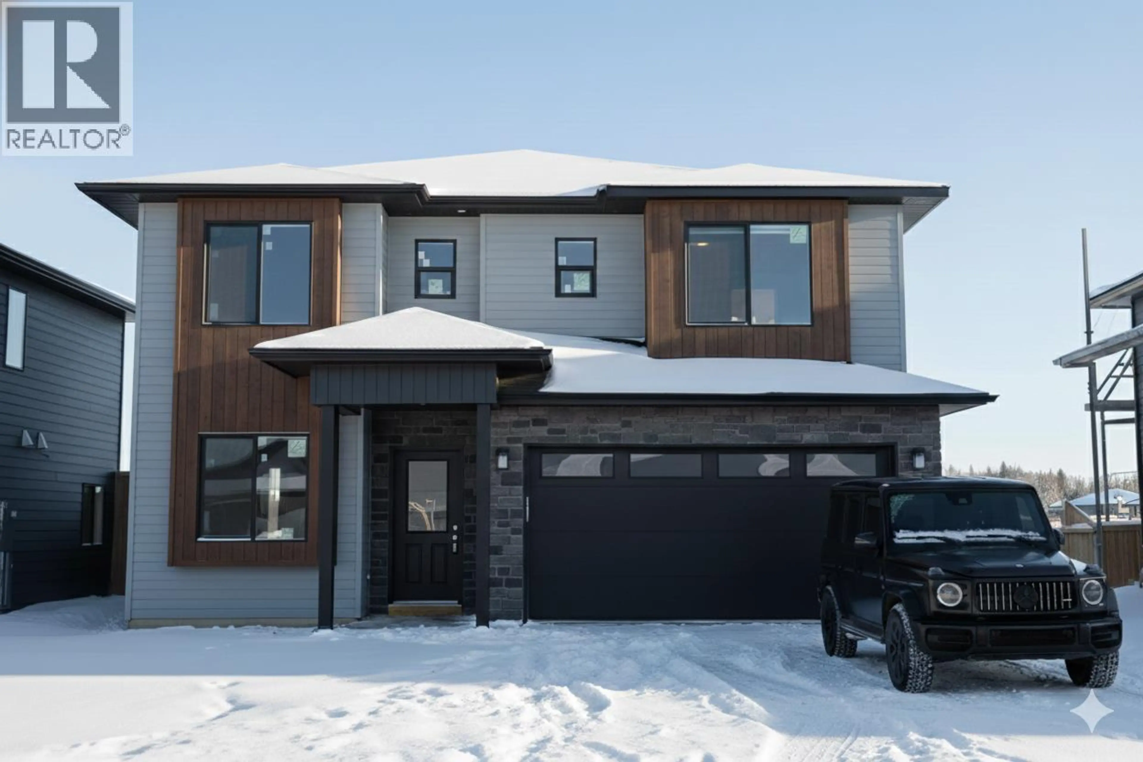 Property at 2816 EDGEWATER CRESCENT, Prince George, BC