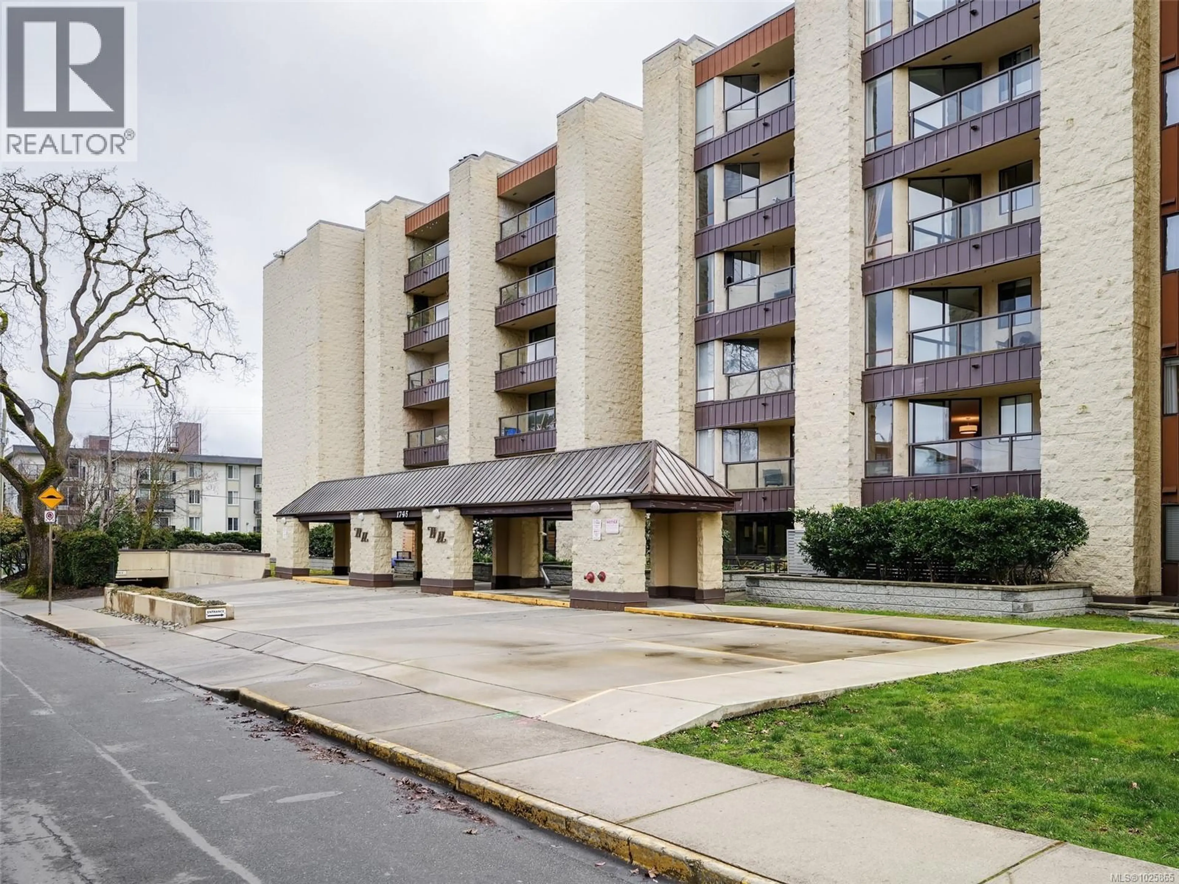 Property at #213 1745 LEIGHTON RD, Victoria, BC