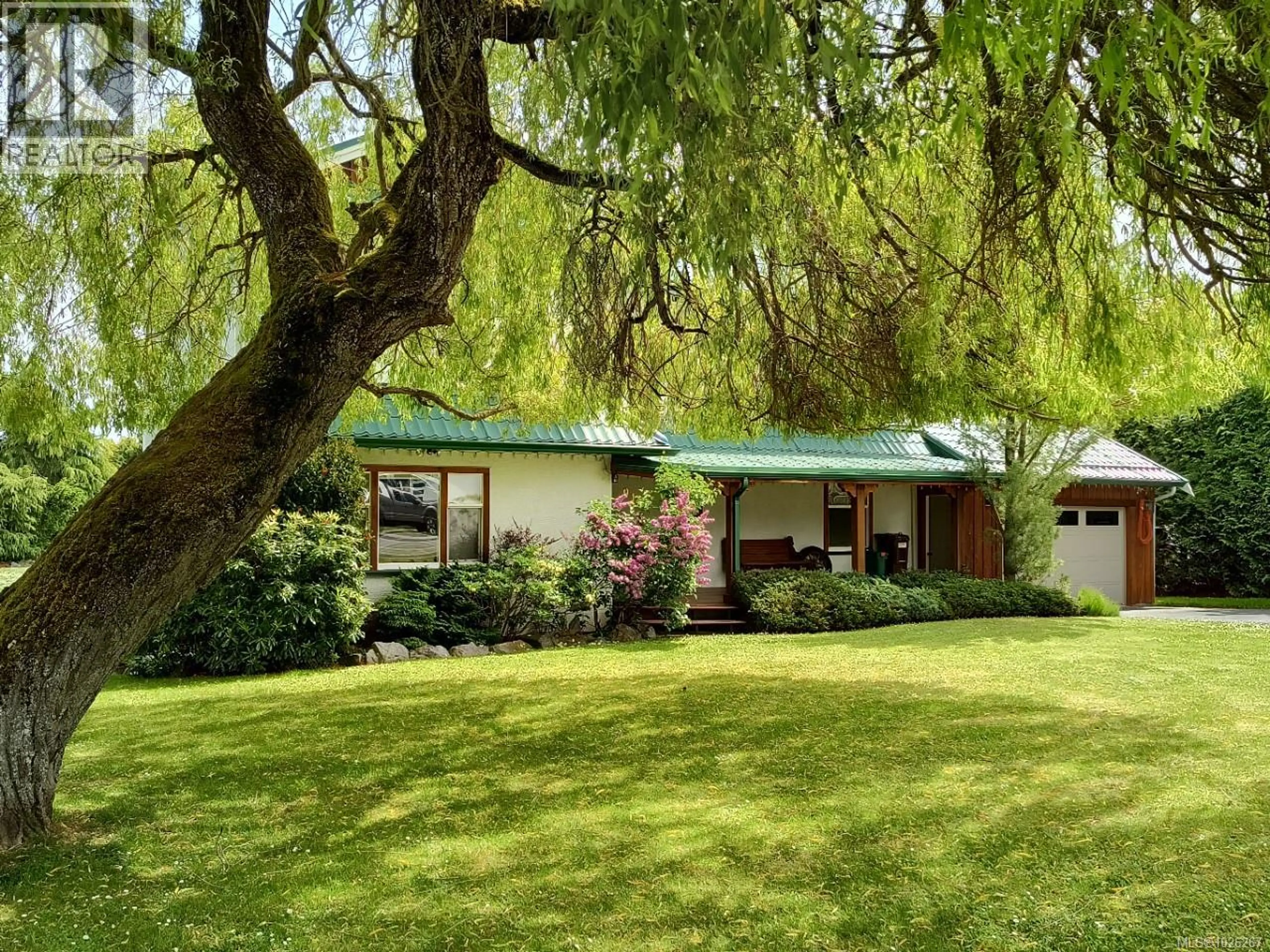 Property at 9159 EAST SAANICH RD, North Saanich, BC