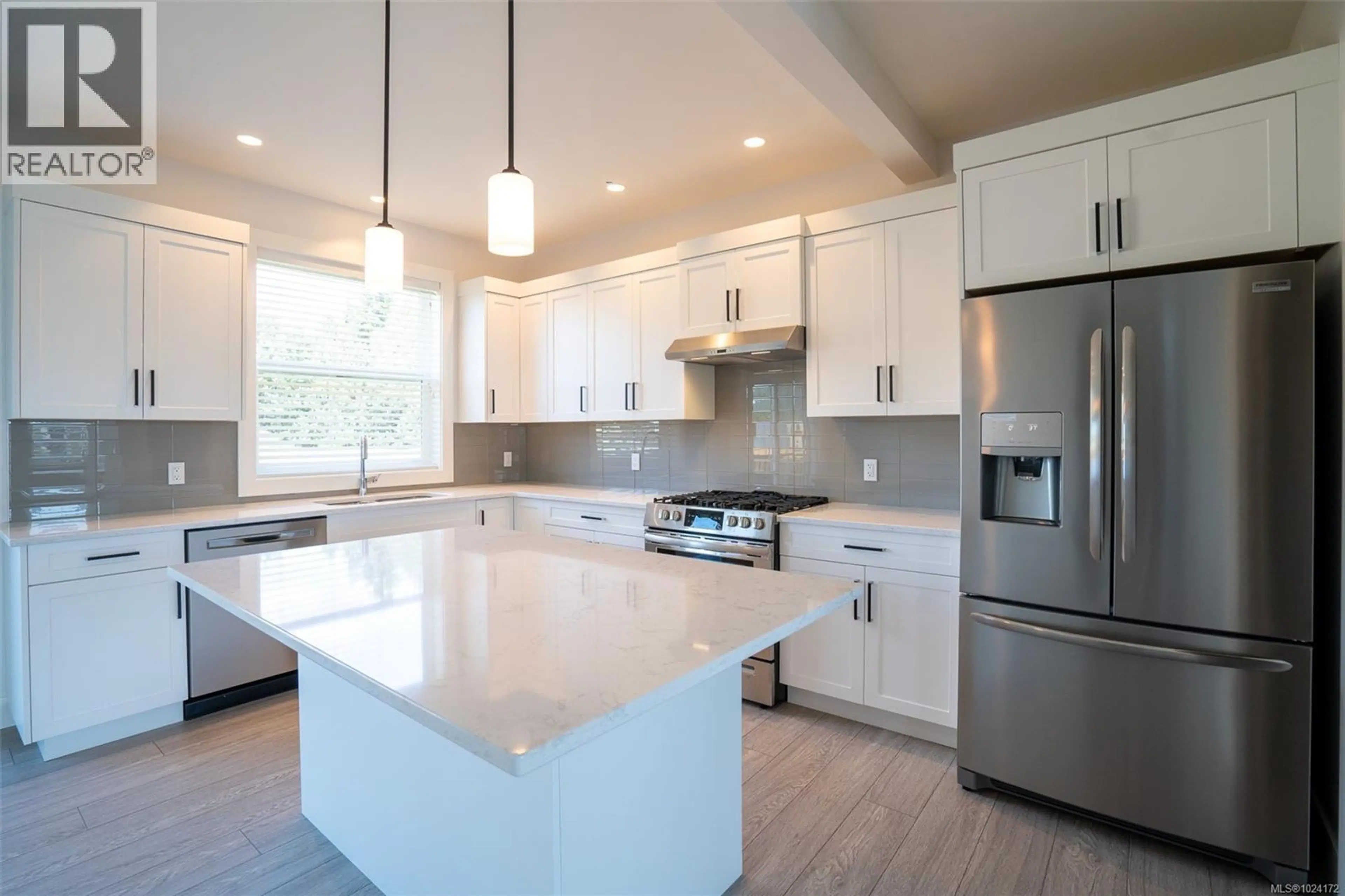 Property at 6568 FELDERHOF RD, Sooke, BC