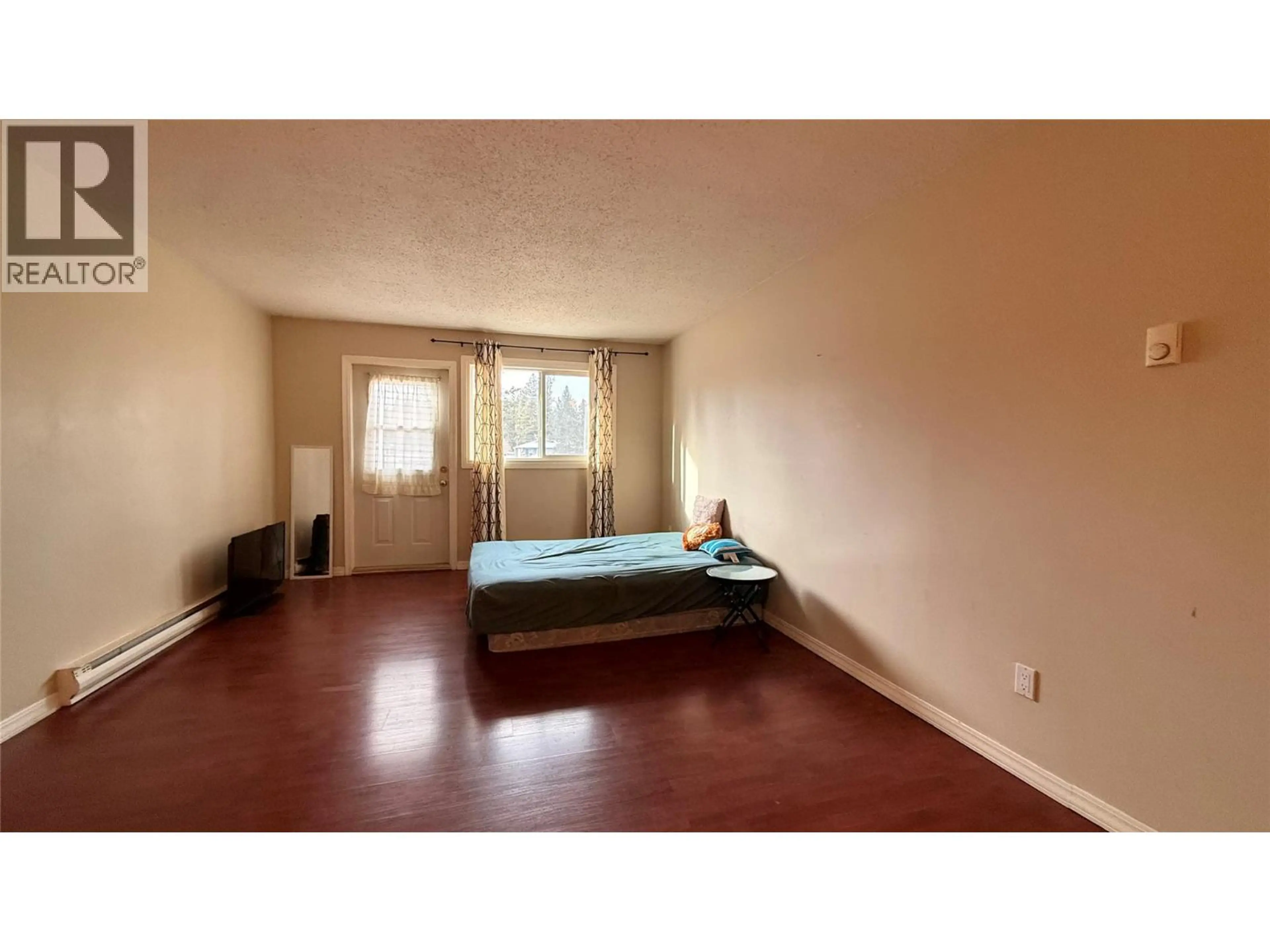 Property at #206 302 10TH AVENUE, Invermere, BC