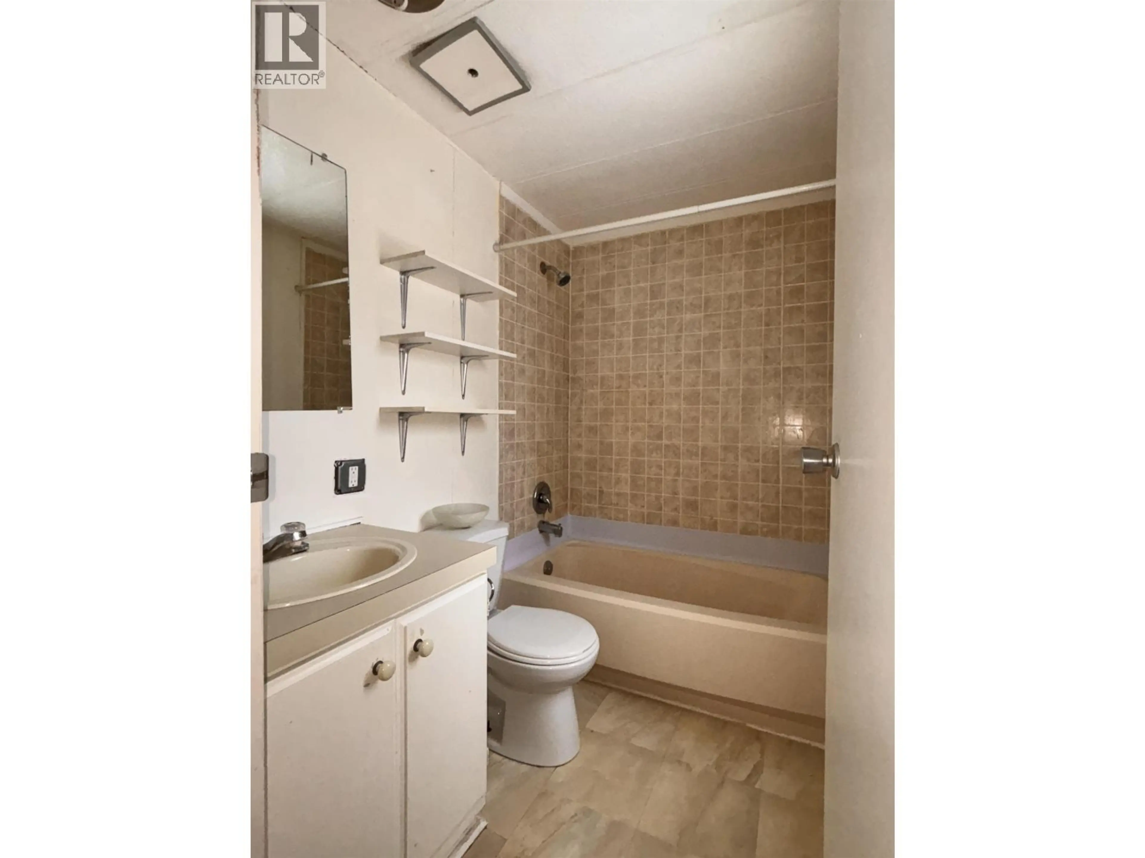 Property at #46 5506 PARK DRIVE, 100 Mile House, BC