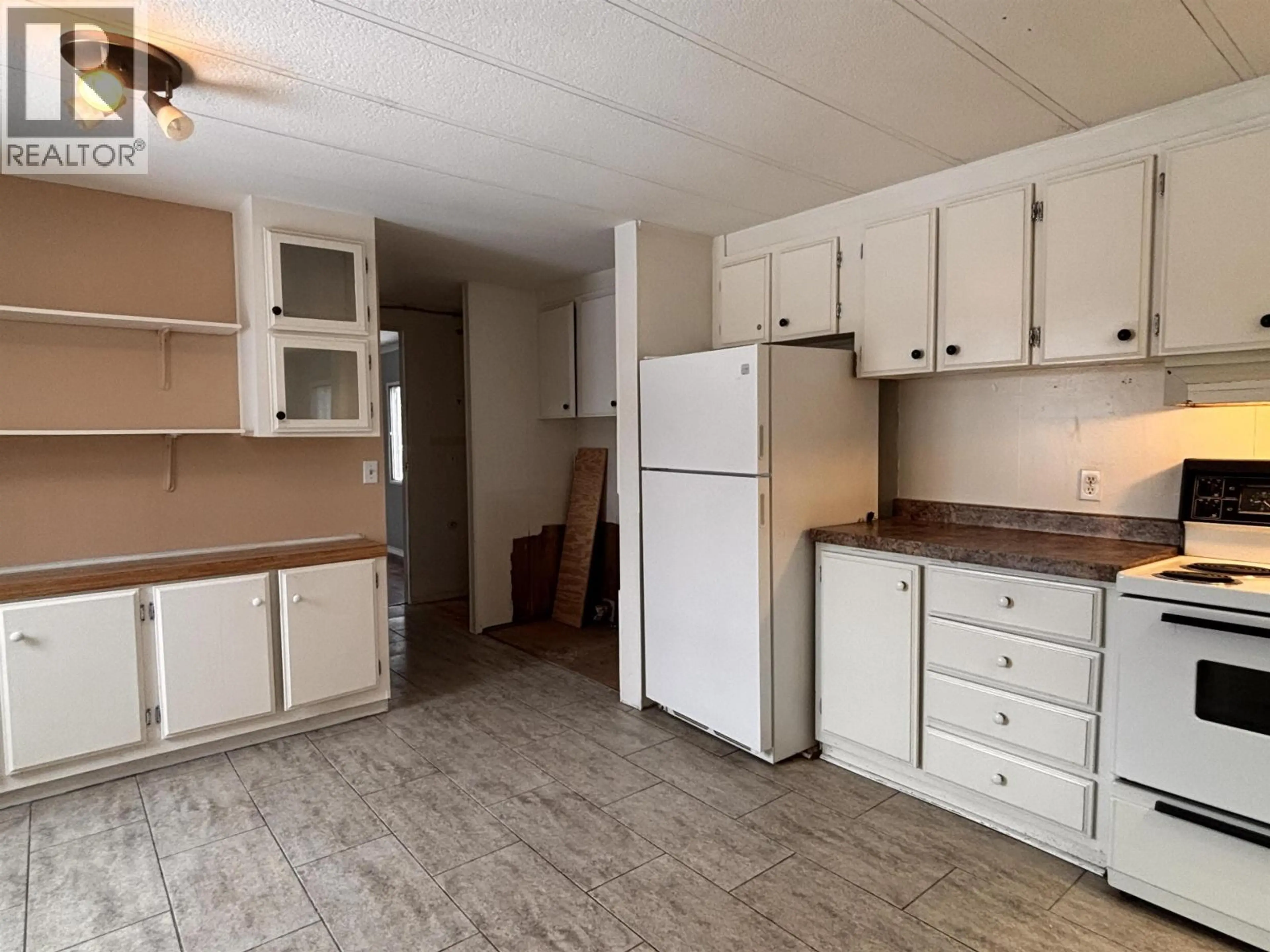 Property at #46 5506 PARK DRIVE, 100 Mile House, BC