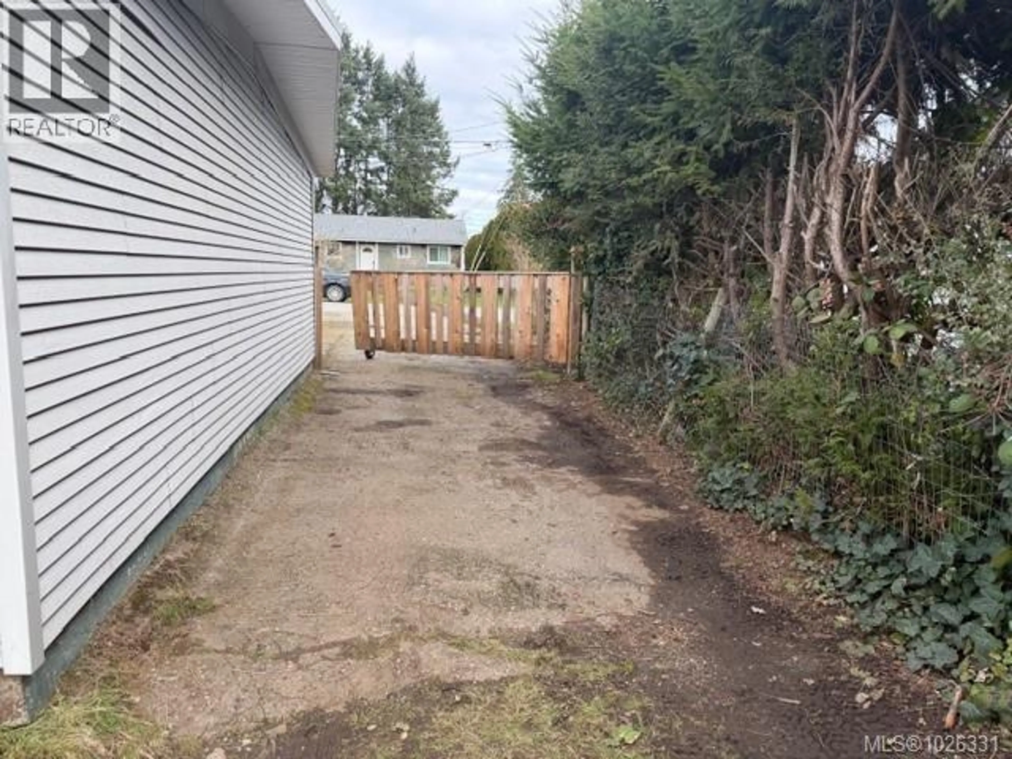 Property at 202/204 MARKS AVE, Parksville, BC